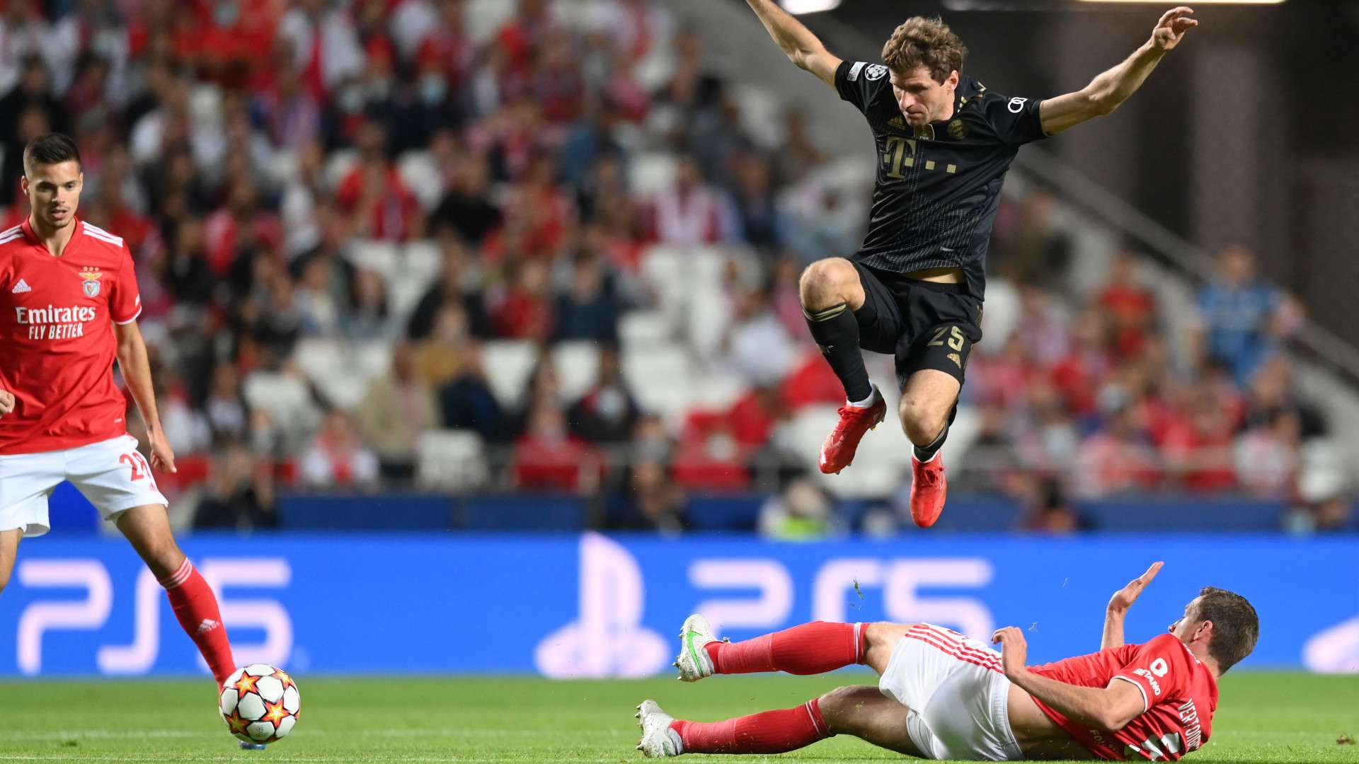 THOMAS MÜLLER BAYERN MÜNCHEN UEFA CHAMPIONS LEAGUE 20102021