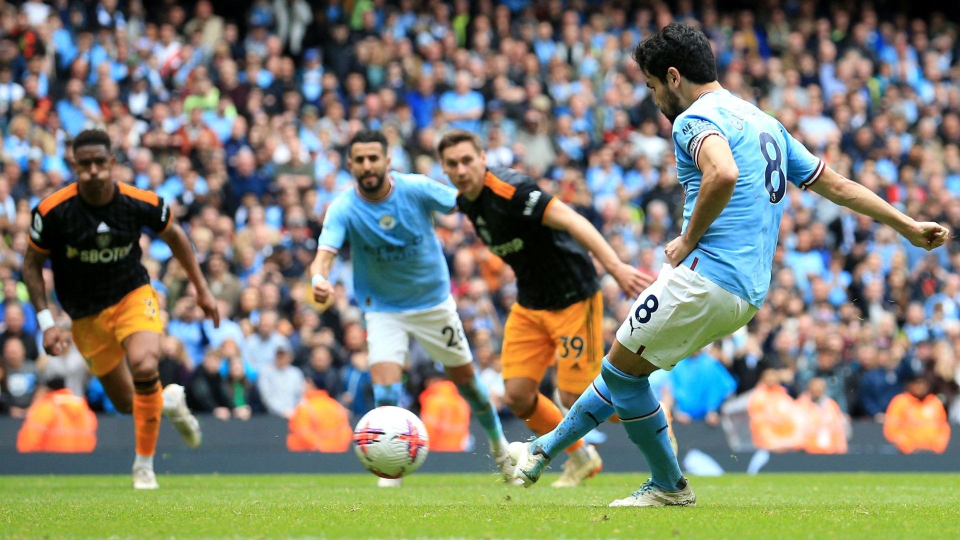 Ilkay Gundogan penalty Manchester City Leeds 2022-23