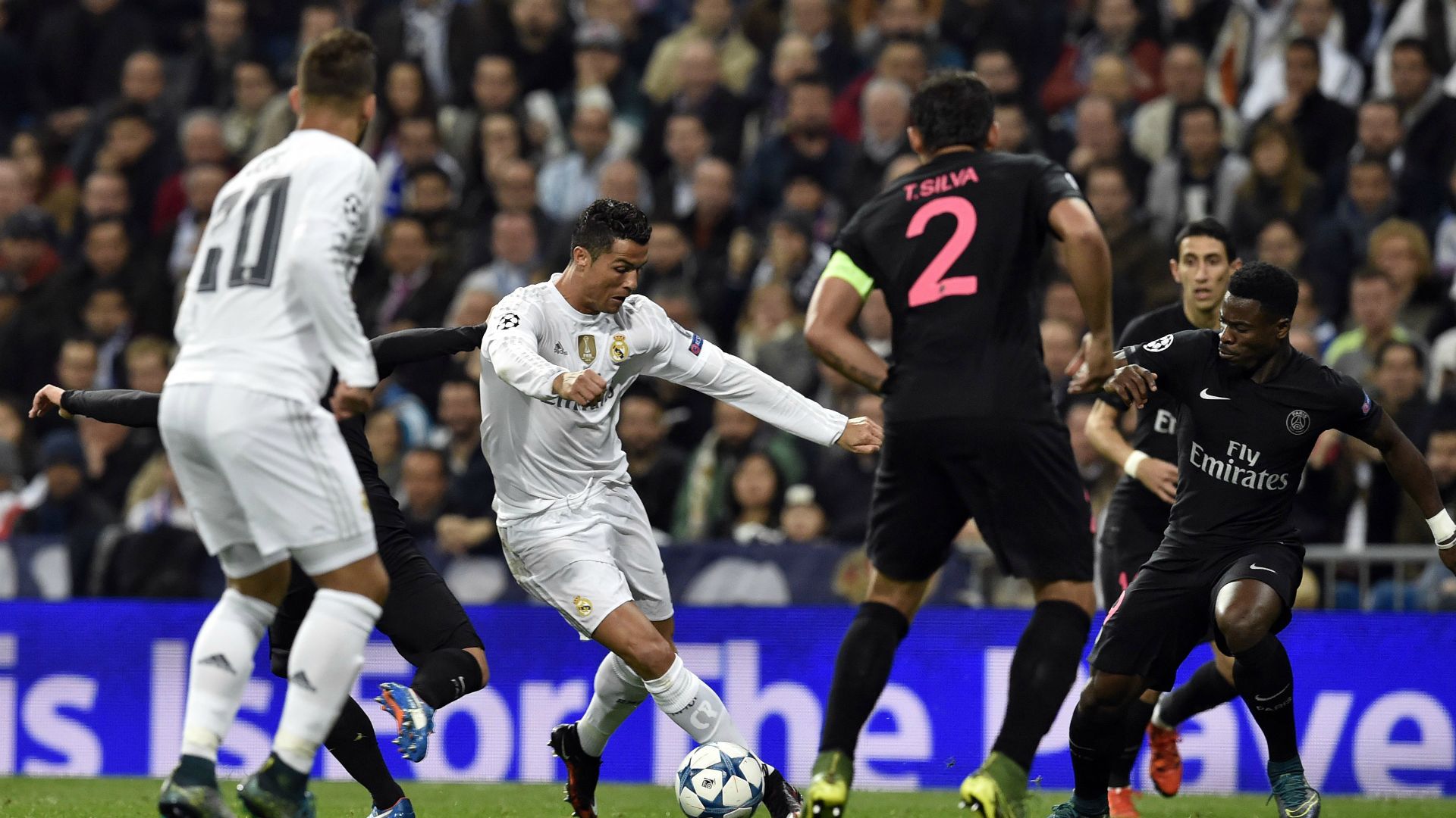 Cristiano Ronaldo Thiago Silva Real Madrid PSG Champions League 03112015