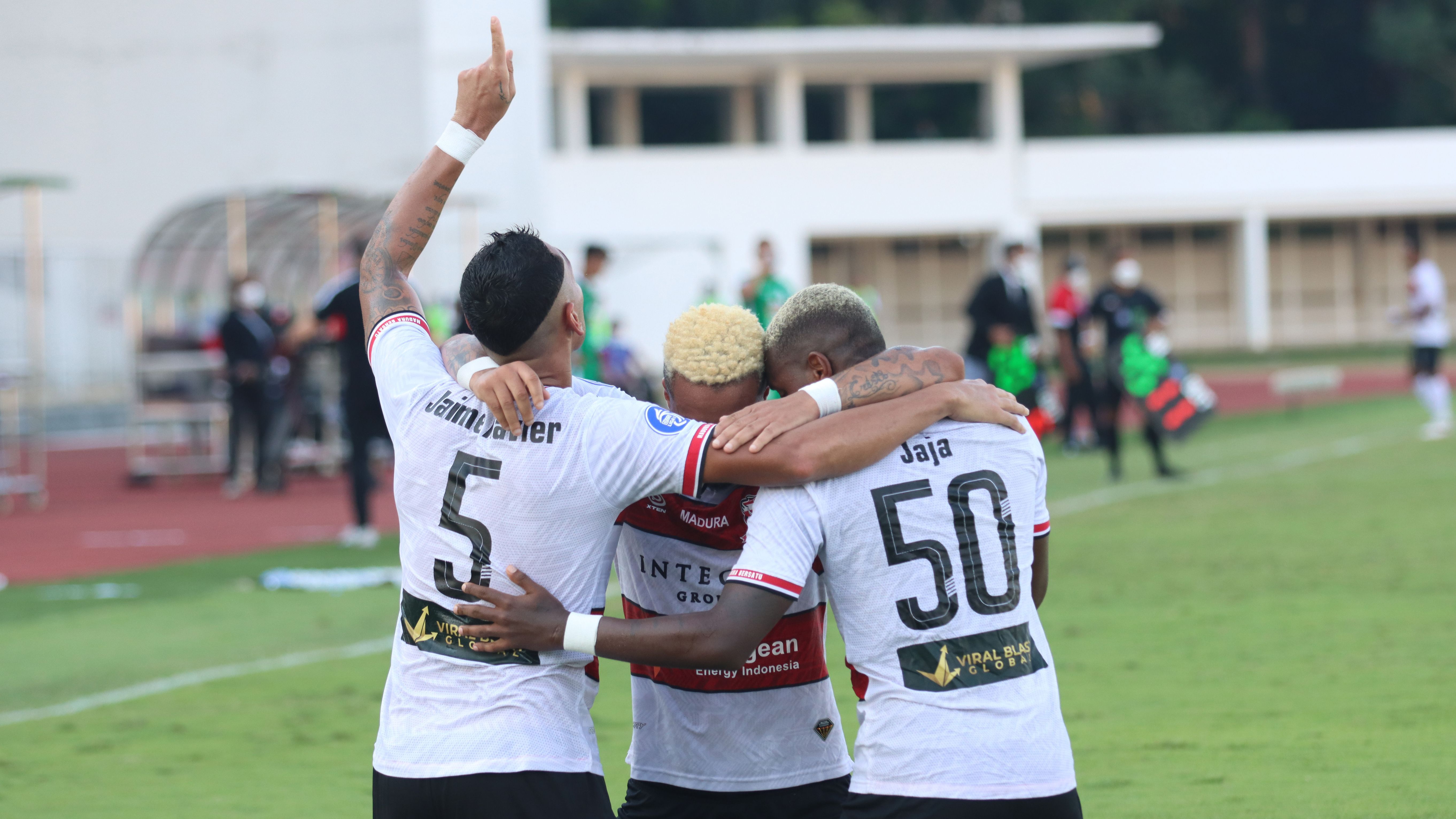 Madura United vs PS Sleman