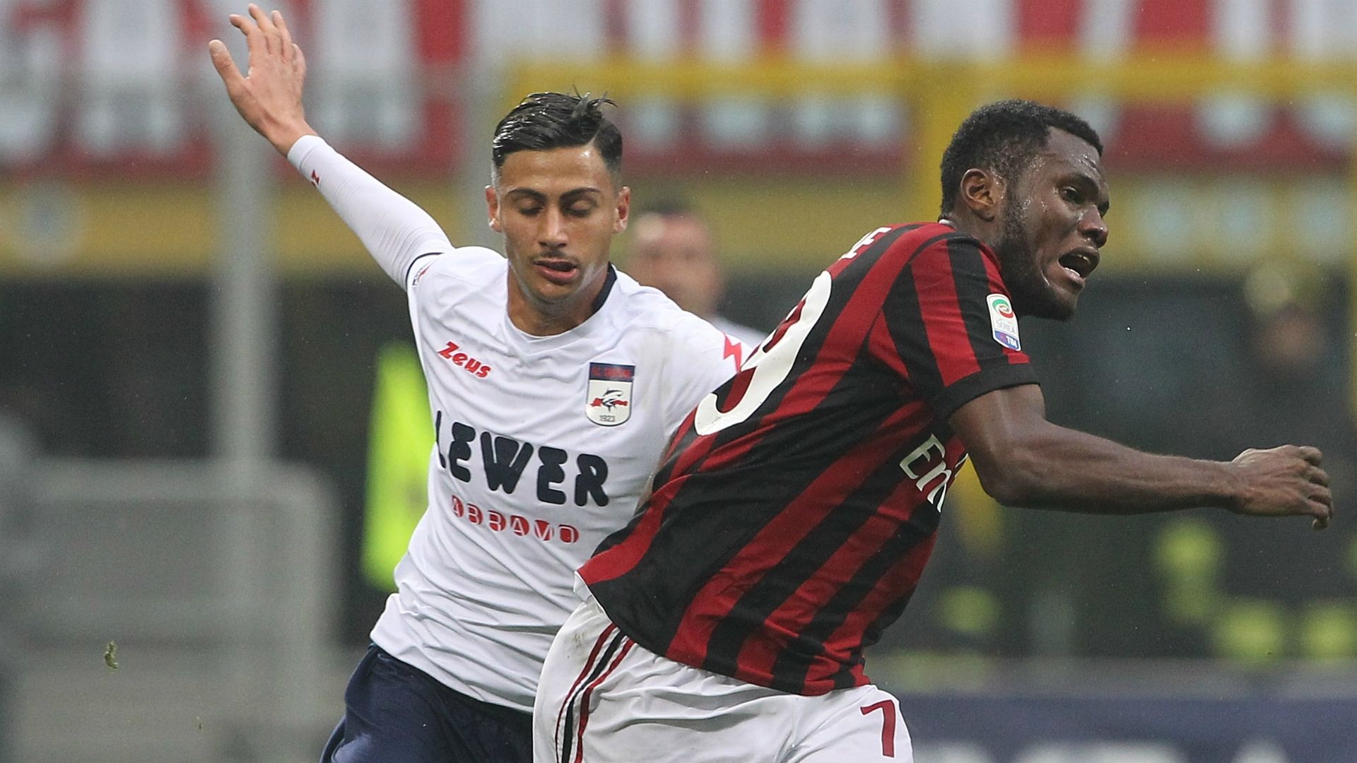 Franck Kessie Rolando Mandragora Milan Crotone Serie A