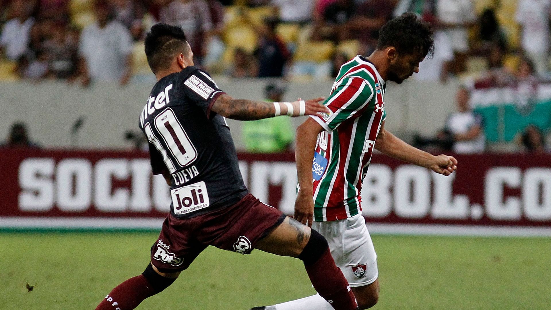 Gustavo Scarpa Christian Cueva Fluminense Sao Paulo Brasileirao Serie A 18102017