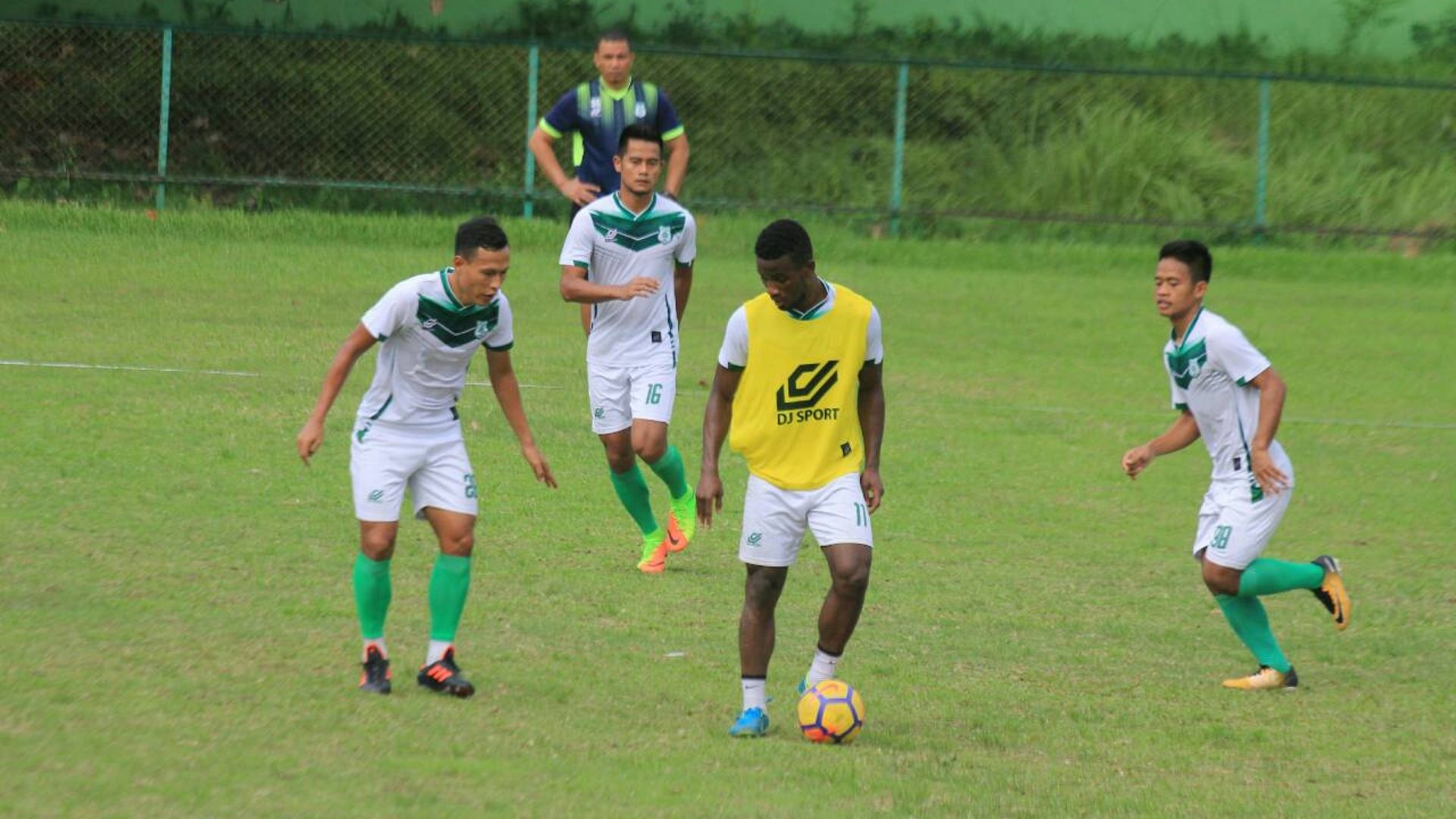 Wilfried Yessoh, Jajang Sukmara, Fredyan Wahyu & Muhammad Roby - PSMS Medan