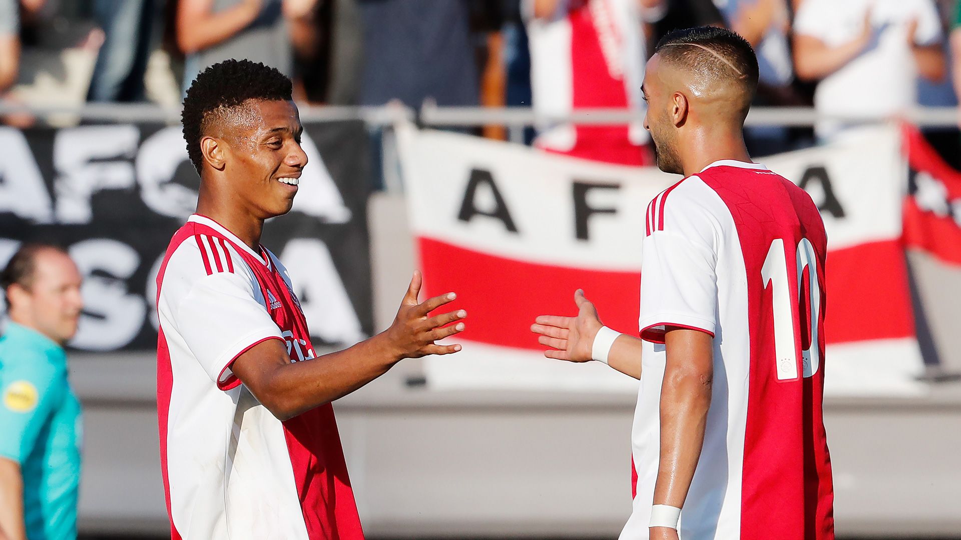 David Neres Hakim Ziyech Ajax Amsterdam