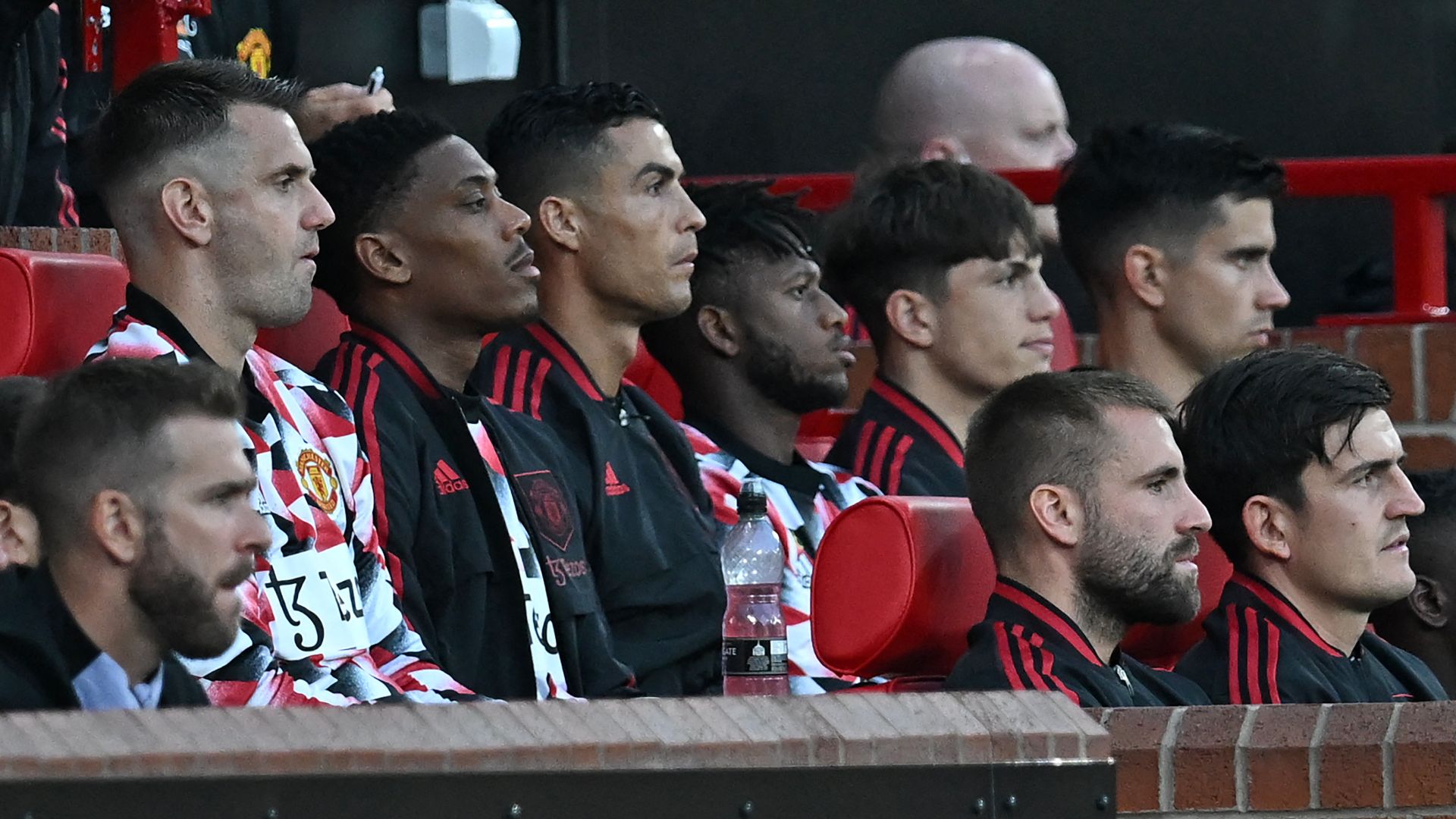 Cristiano Ronaldo Manchester United bench 2022-23