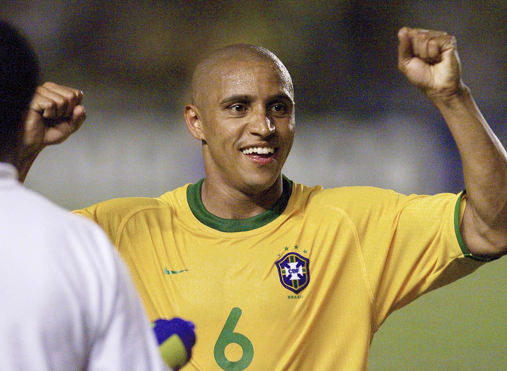 Roberto Carlos - Brazil vs Venezuela 2001