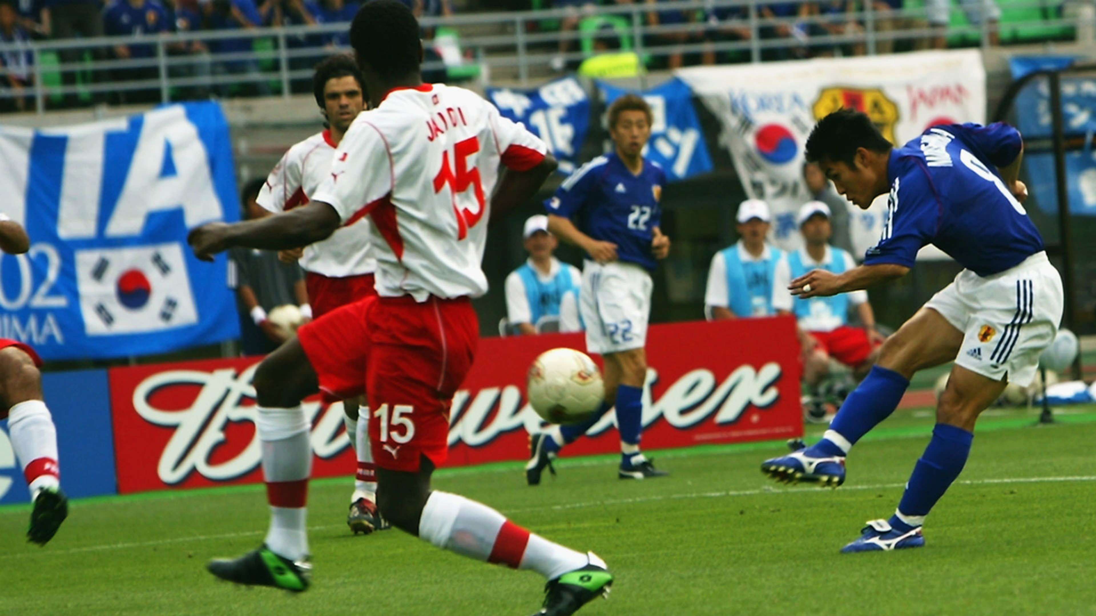 2002--6-14-morishima-hiroaki- goal