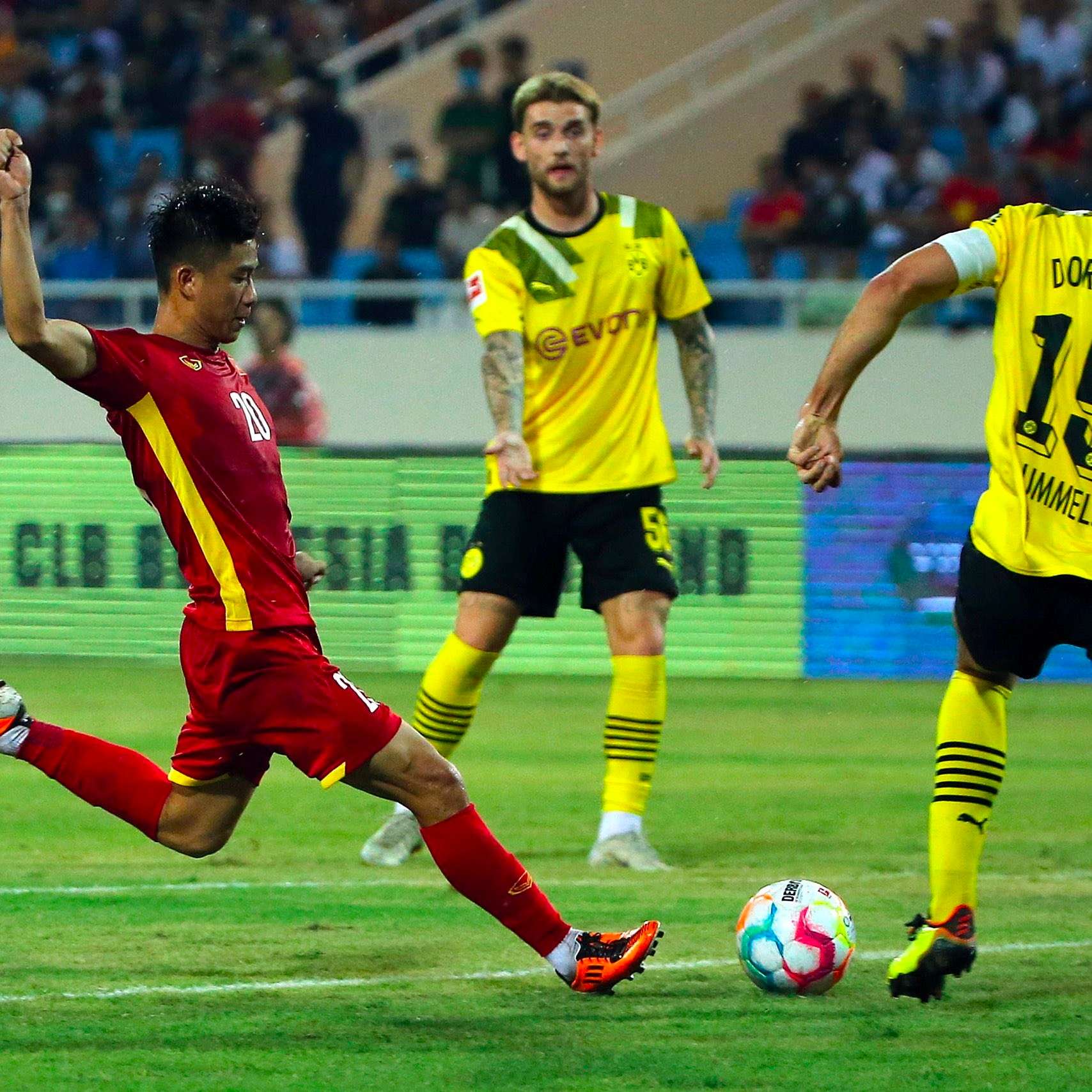 Borussia Dortmund 1-2 Vietnam