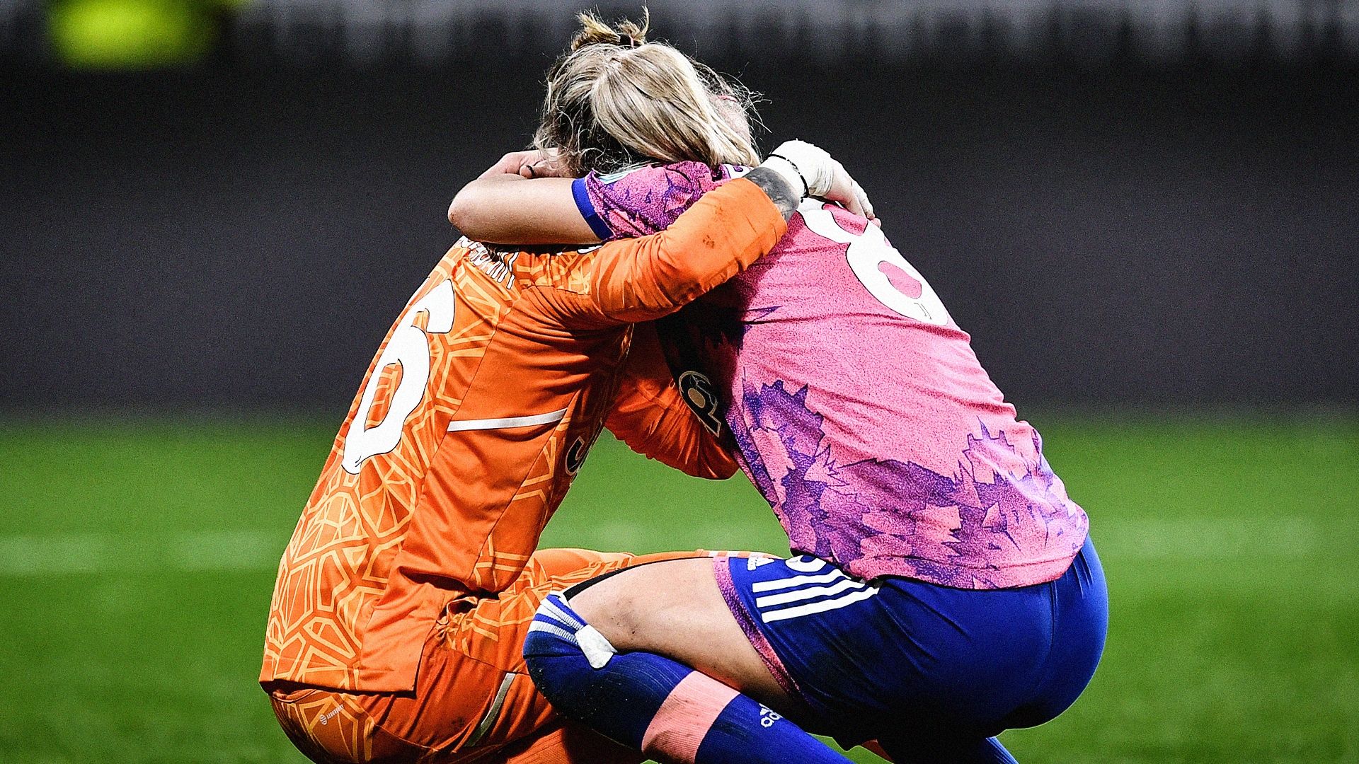 Pauline Peyraud-Magnin Martina Rosucci Juventus Lyon UEFA Women's Champions League 2022-23