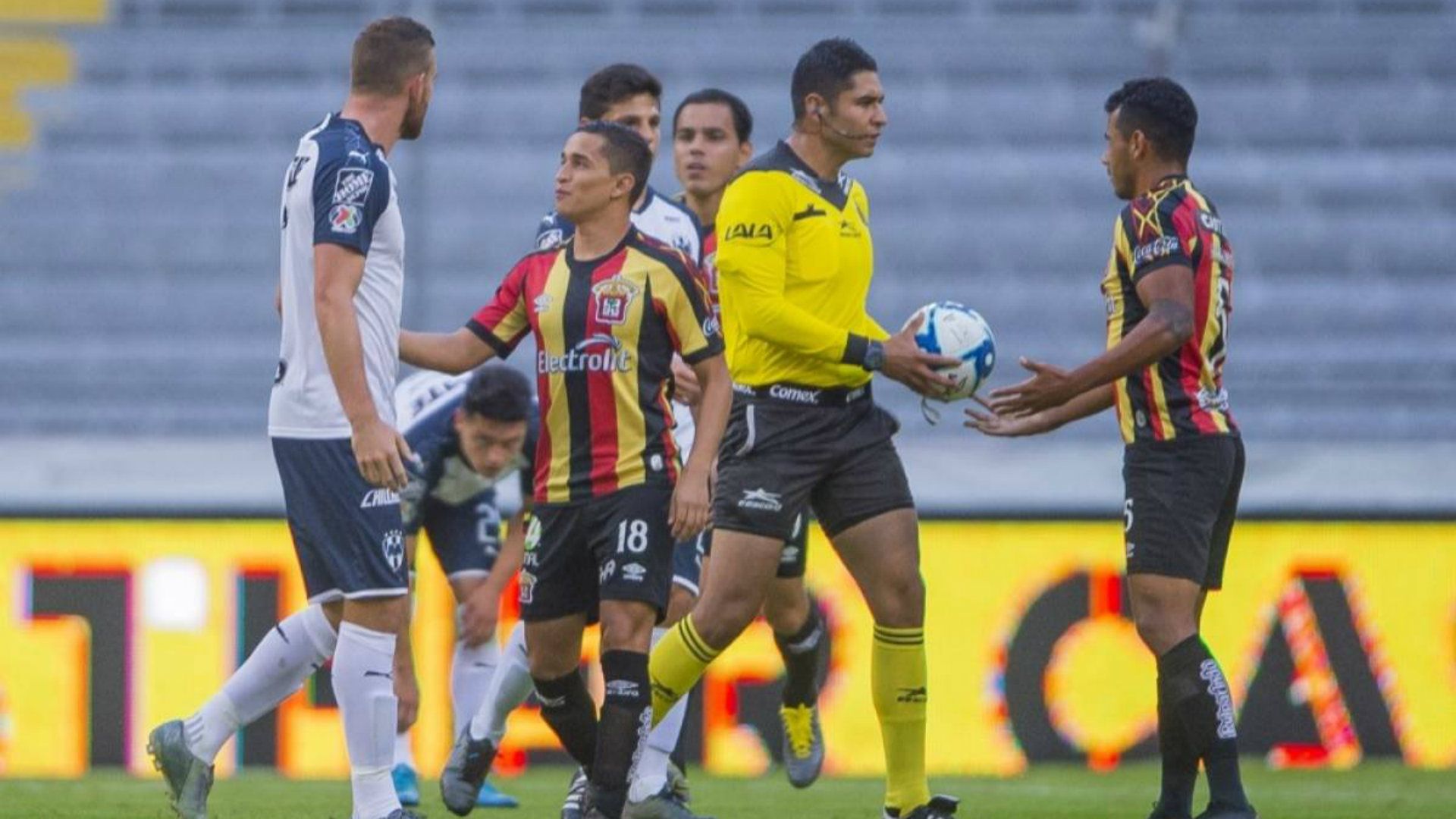 Leones Negros vs Rayados Clausura 2020