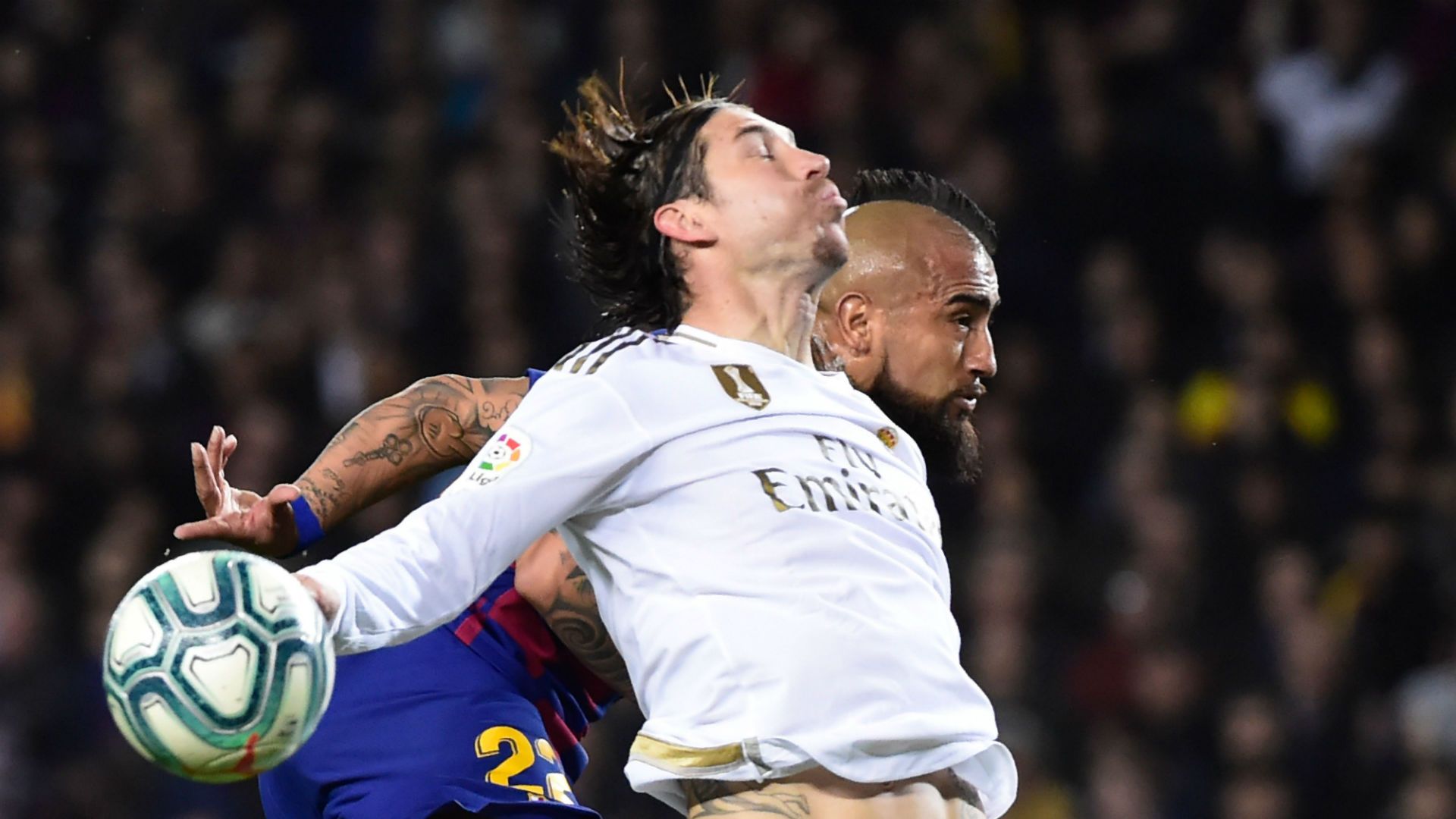 181219 Arturo Vidal Sergio Ramos Barcelona Real Madrid