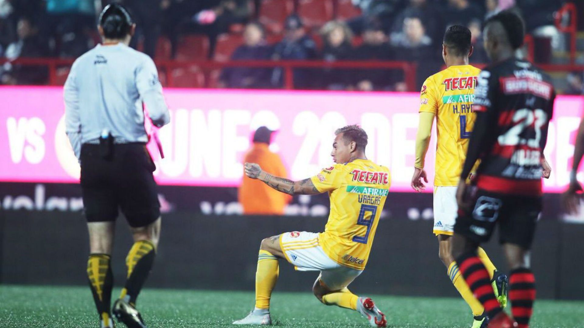120119 Tigres Xolos Eduardo Vargas