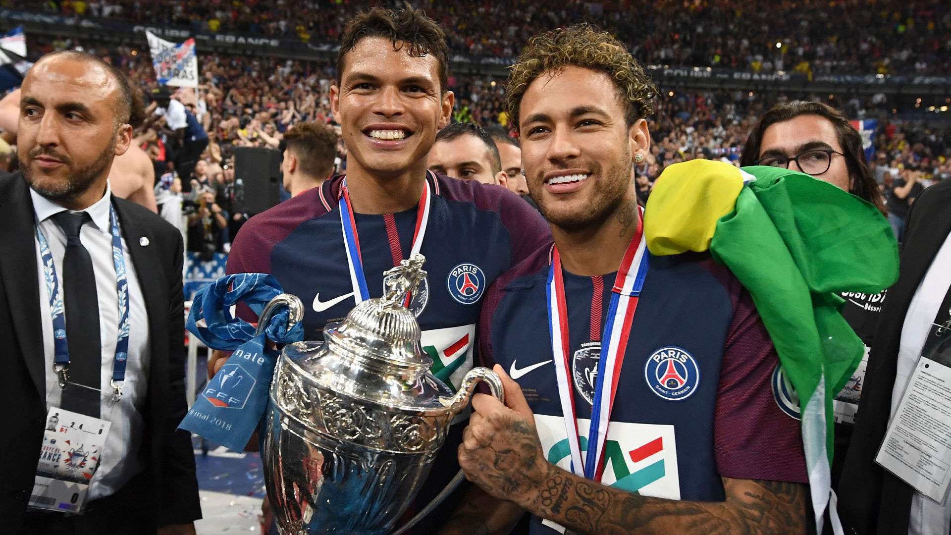 Neymar Thiago Silva PSG champions Coupe de France 08052018