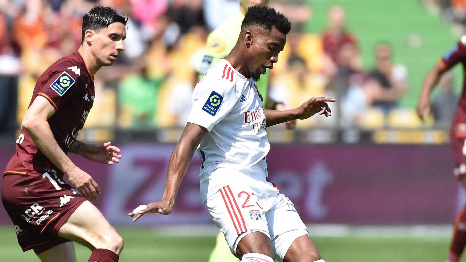 Thiago Mendes, Lyon 2021/22