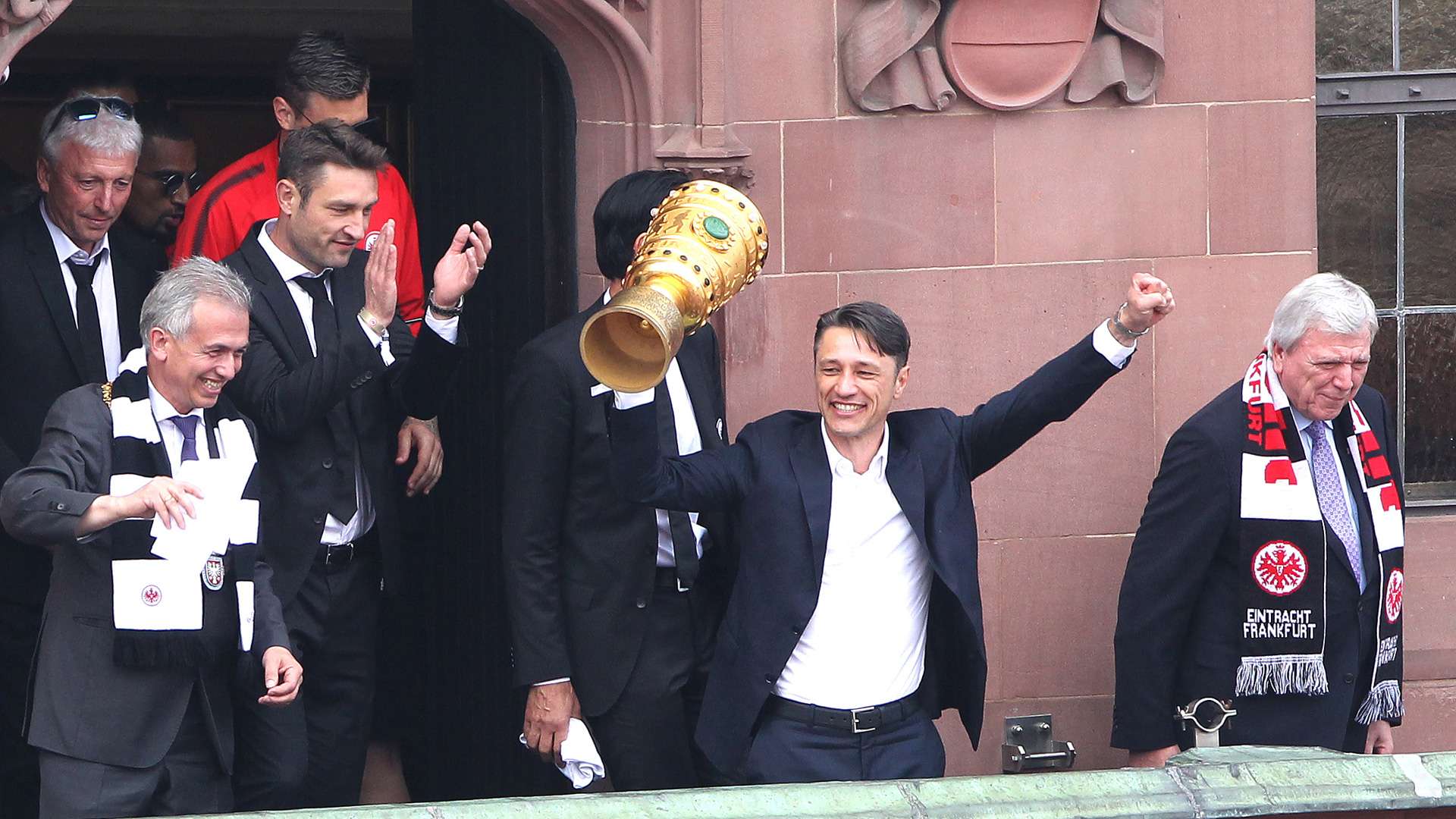 Kovac mit Pokal 20052018