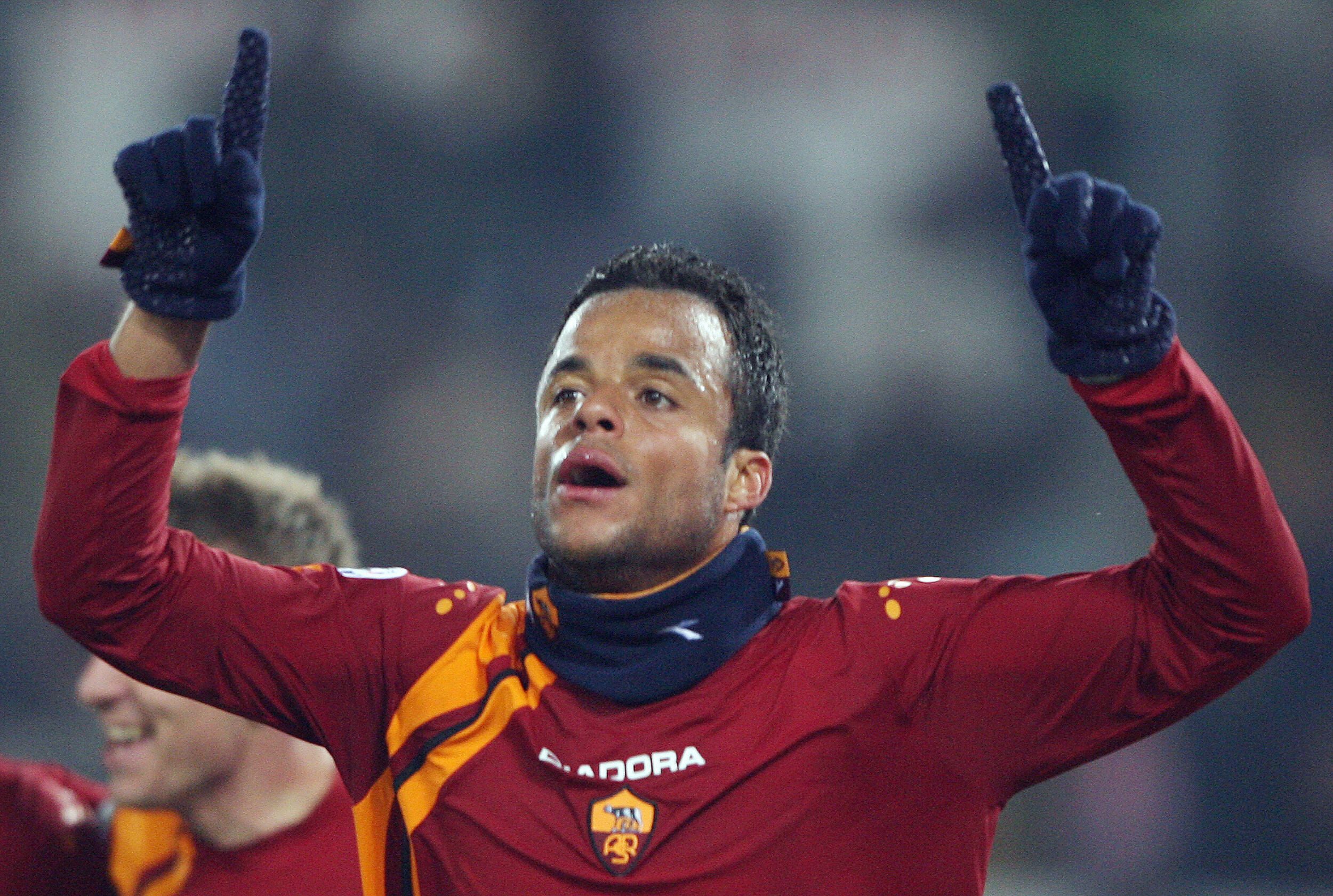 AS Roma's Brazilian Amantino Alessandro Mancini