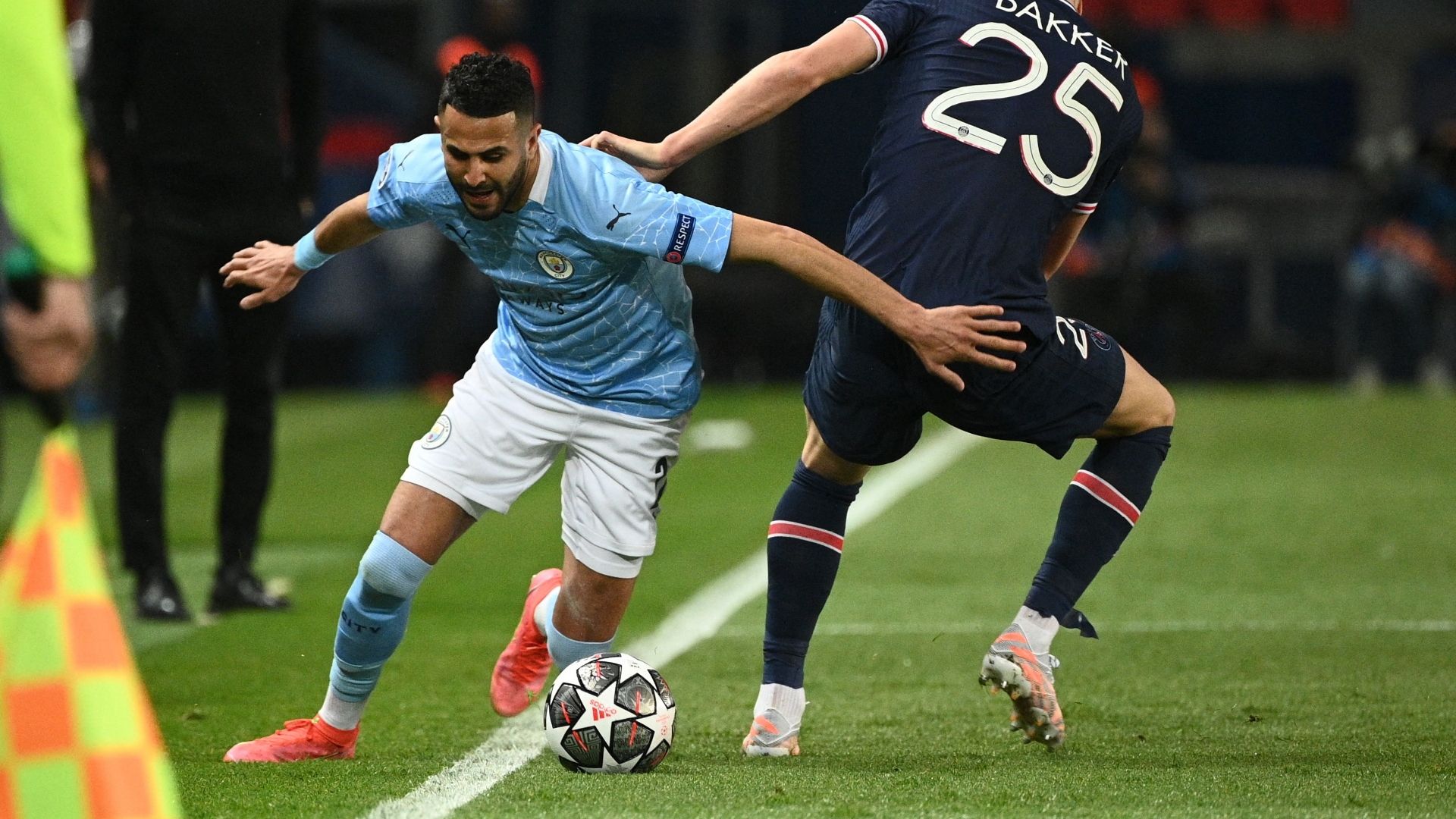 Riyad Mahrez, Bakker, PSG vs Man City