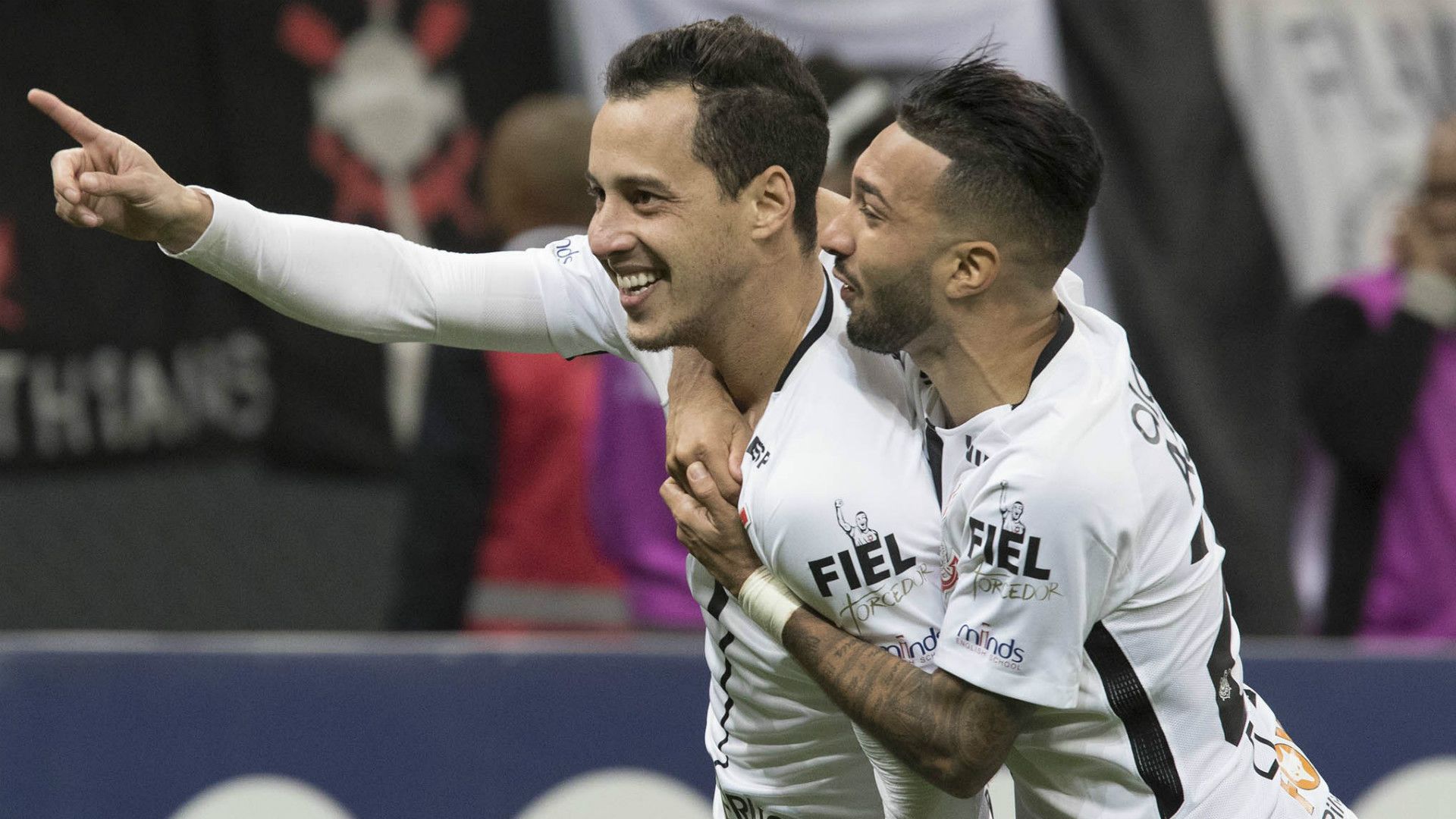 Rodriguinho e Clayson - Corinthians - 5/08/2017