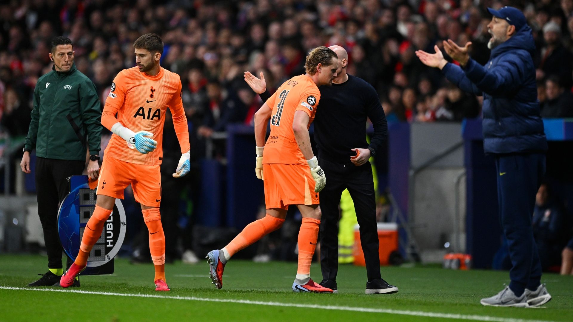 Kinsky Vicario Atletico Madrid Tottenham