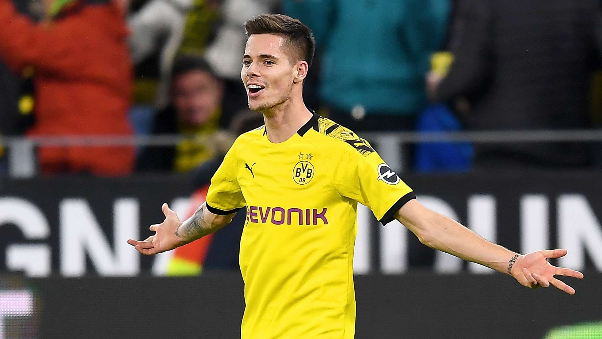 Julian Weigl Borussia Dortmund December 2019