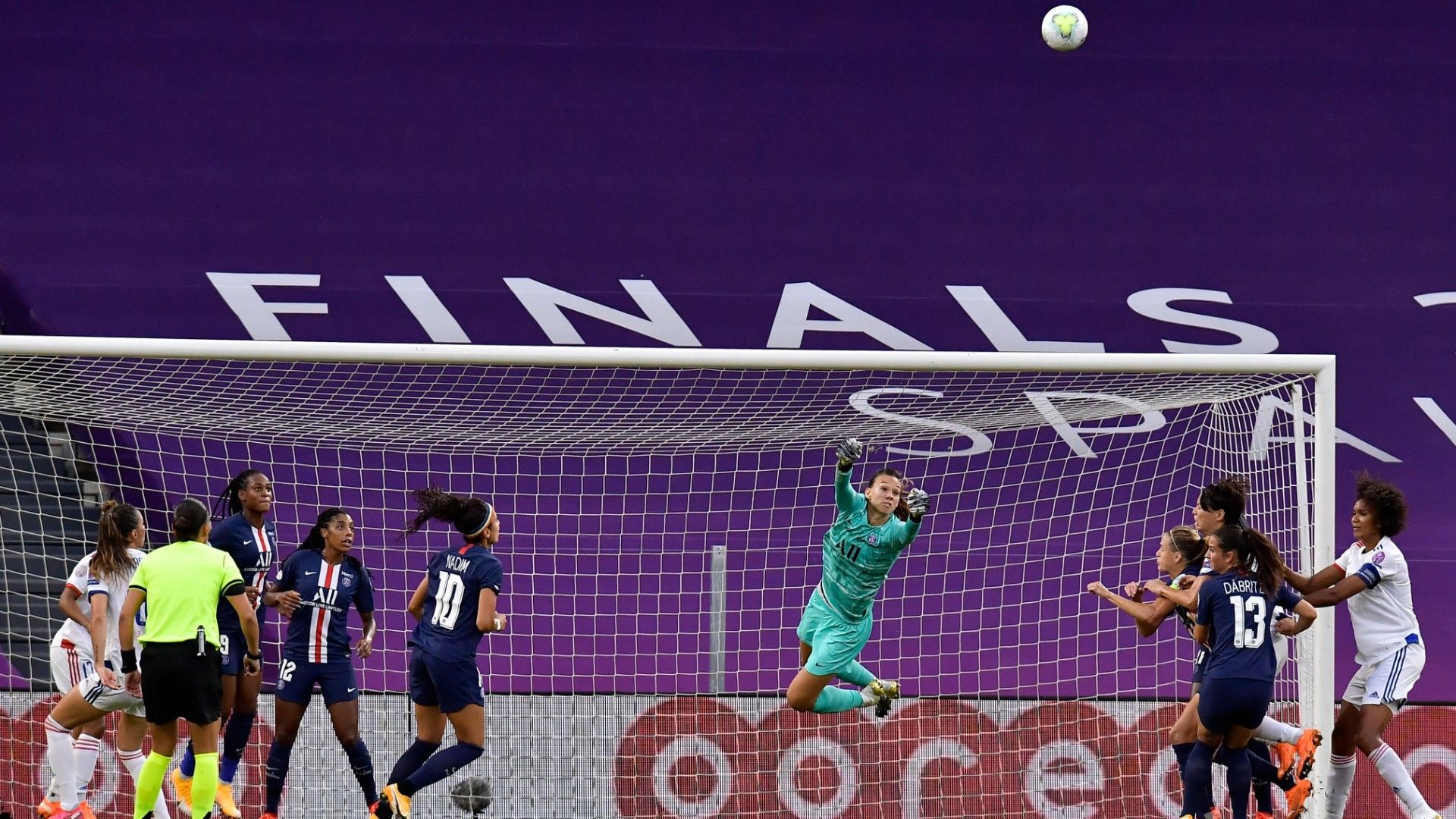 Christiane Endler PSG Lyon Champions semifinal