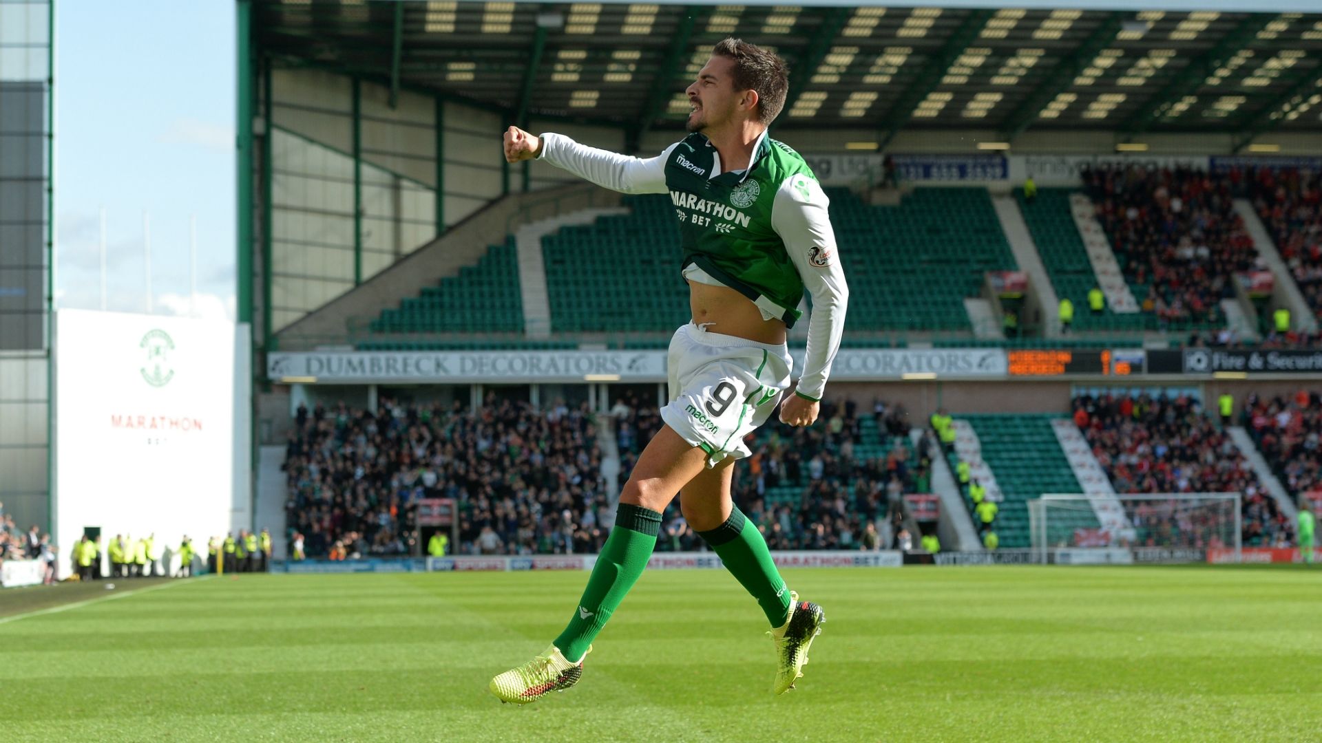 Jamie Maclaren Hibernian