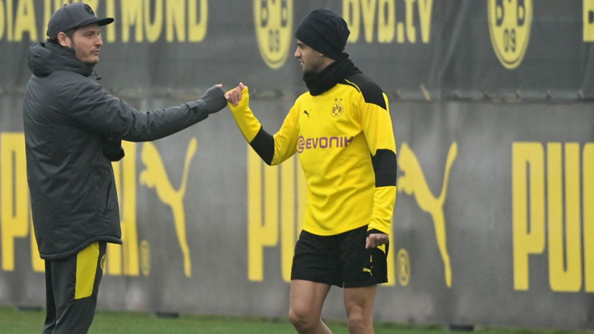 Borussia Dortmund BVB Terzic Dahoud Training