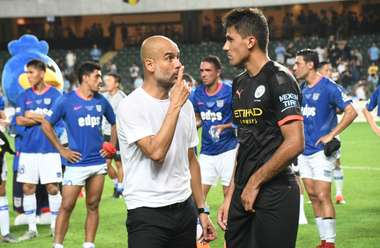 Manchester city to beat Kitchee 6:1,photo e.
