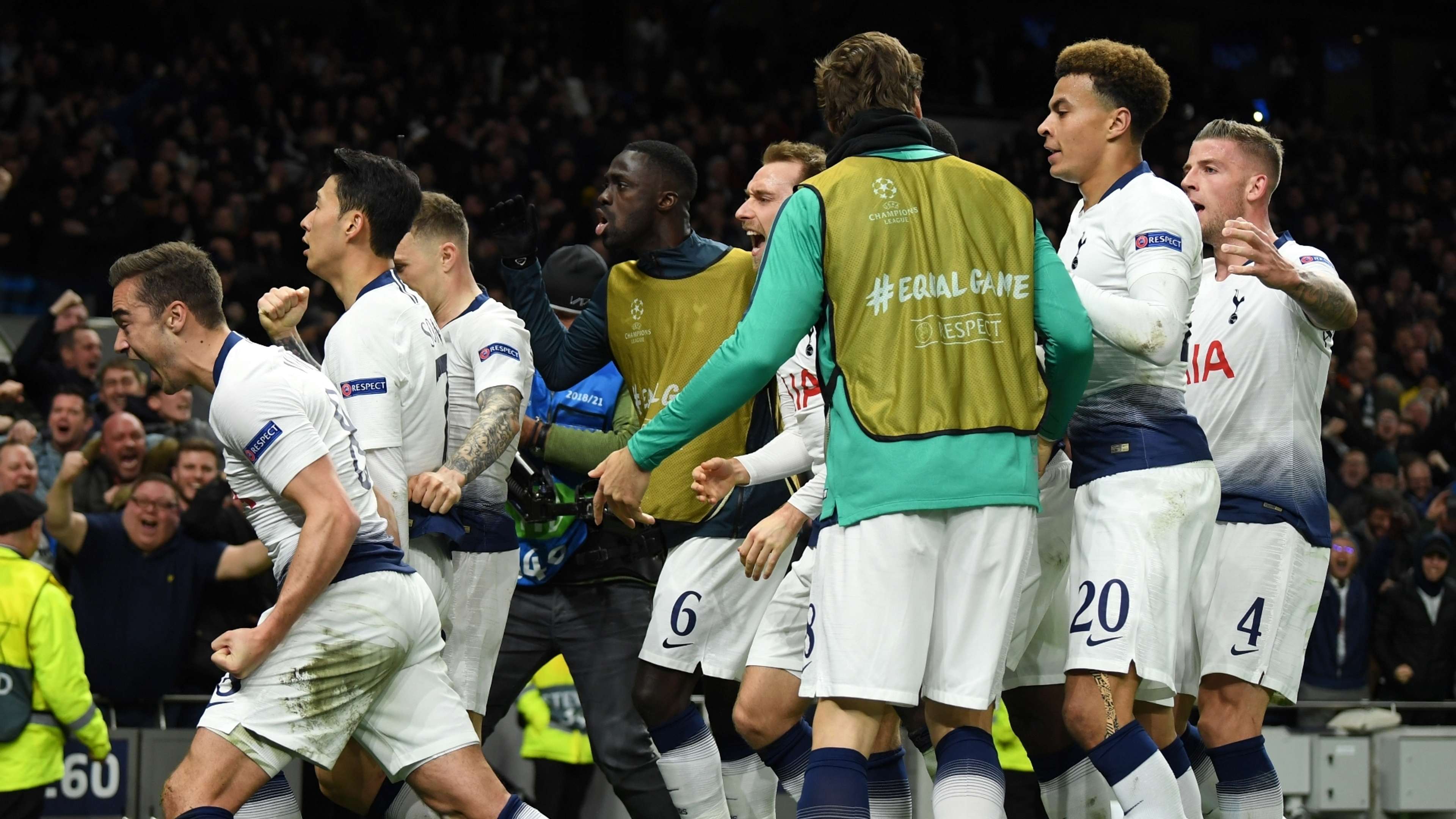 Tottenham celebrate vs Manchester City, UCL 2018-19