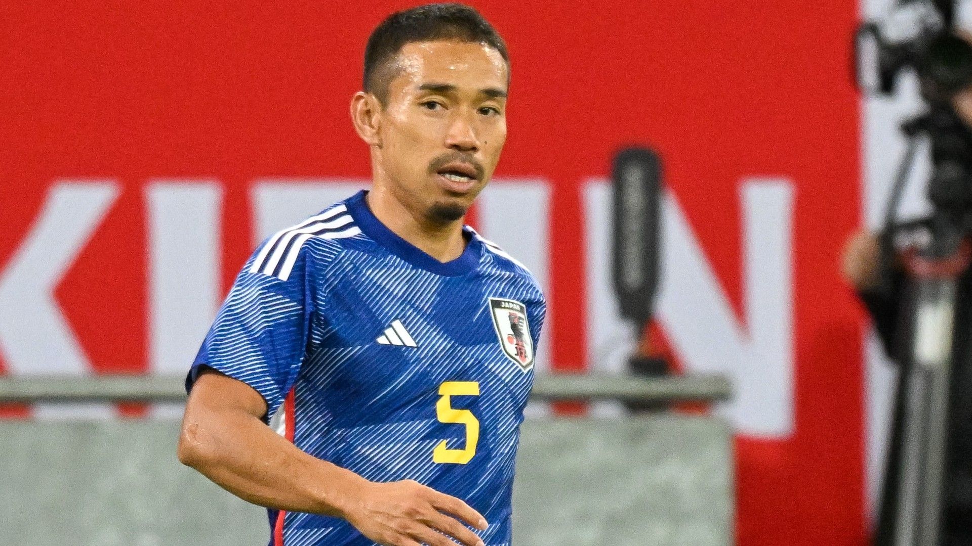 yuto_nagatomo_japan.jpg