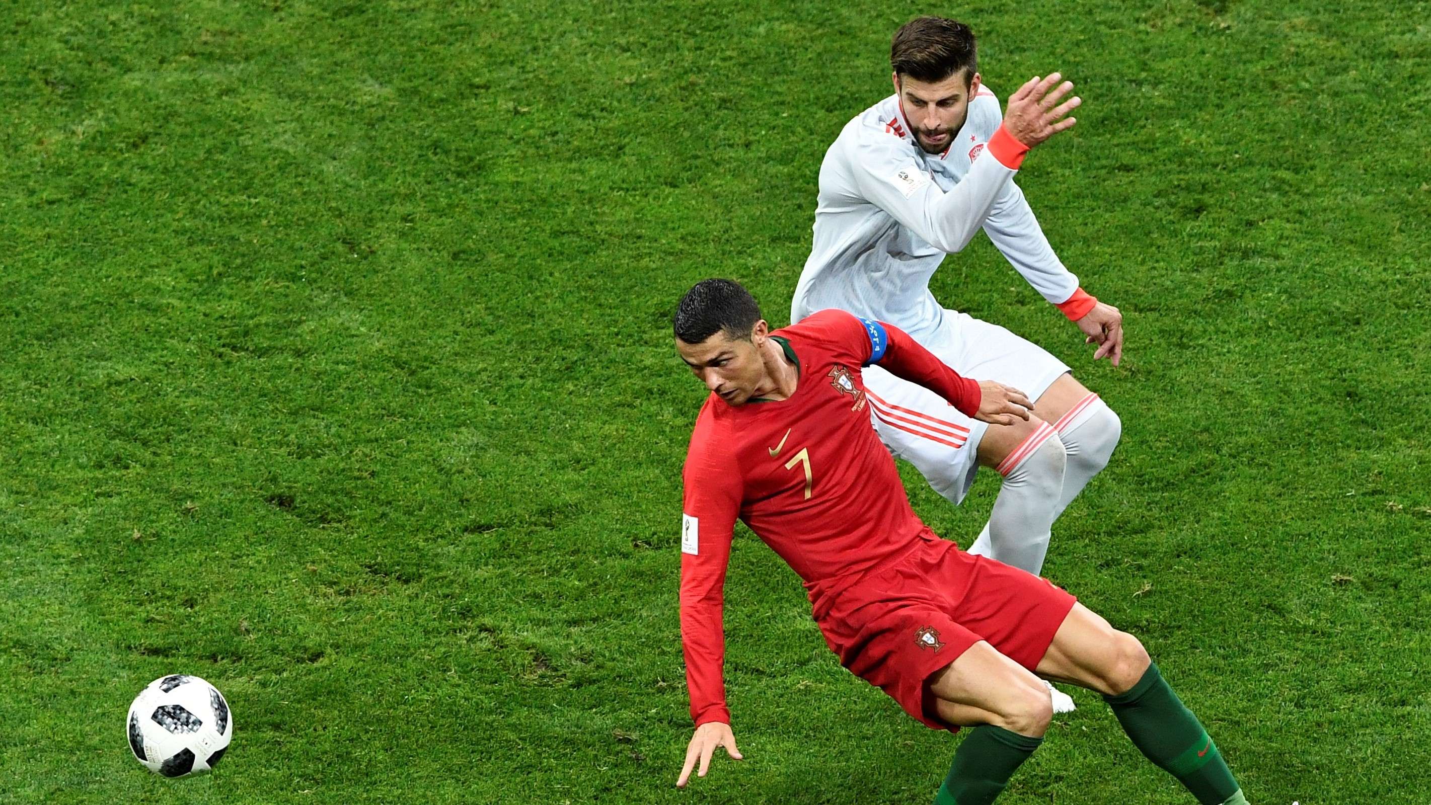 Gerard Pique Cristiano Ronaldo Portugal España Spain World Cup 15062018