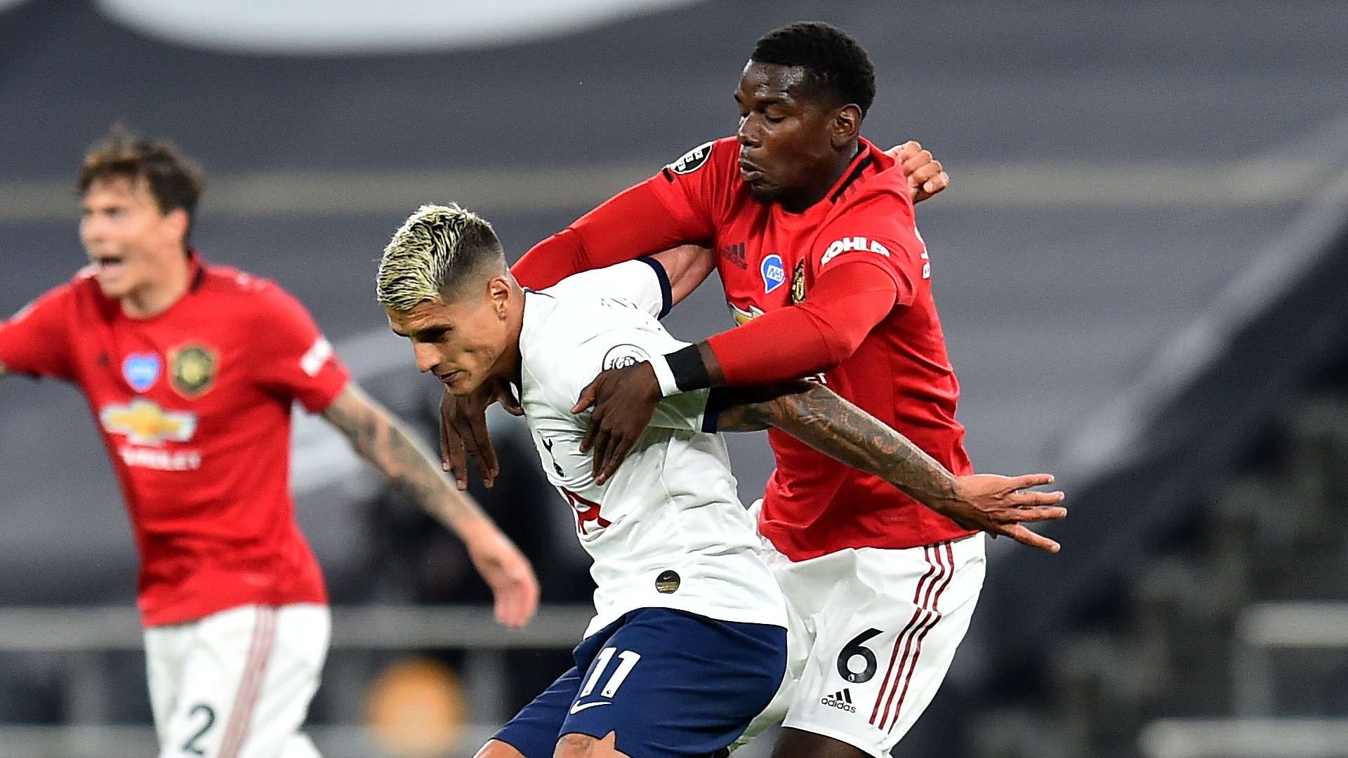 Pogba Lamela Manchester united Spurs