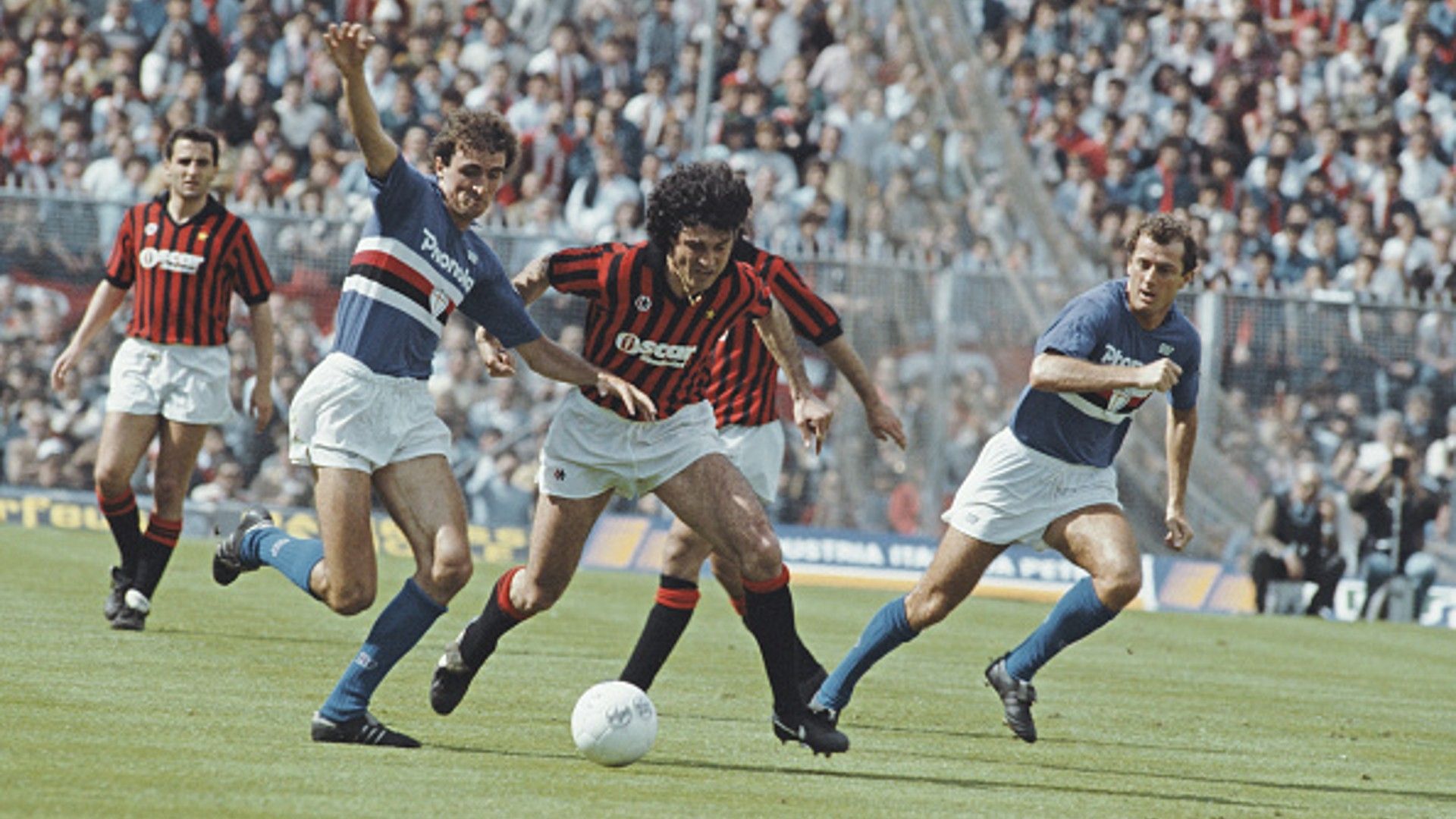 Milan's Sergio Battistini against Sampdoria
