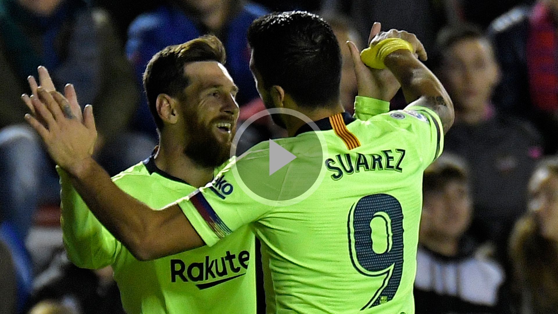 Playbutton Messi Suarez