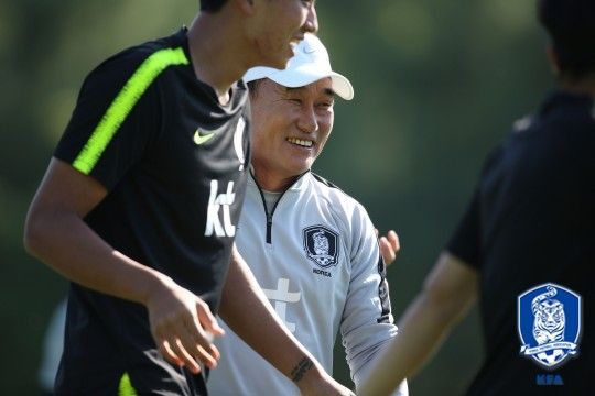 Kim hak-beom 김학범