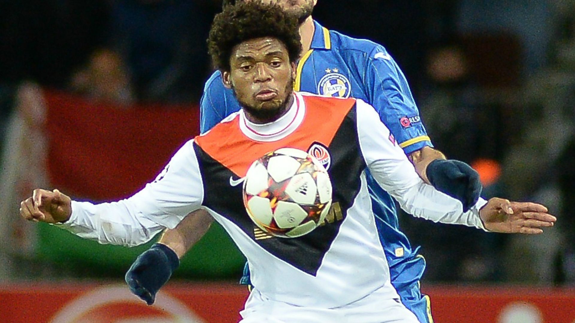 Luiz Adriano Shakhtar Donetsk
