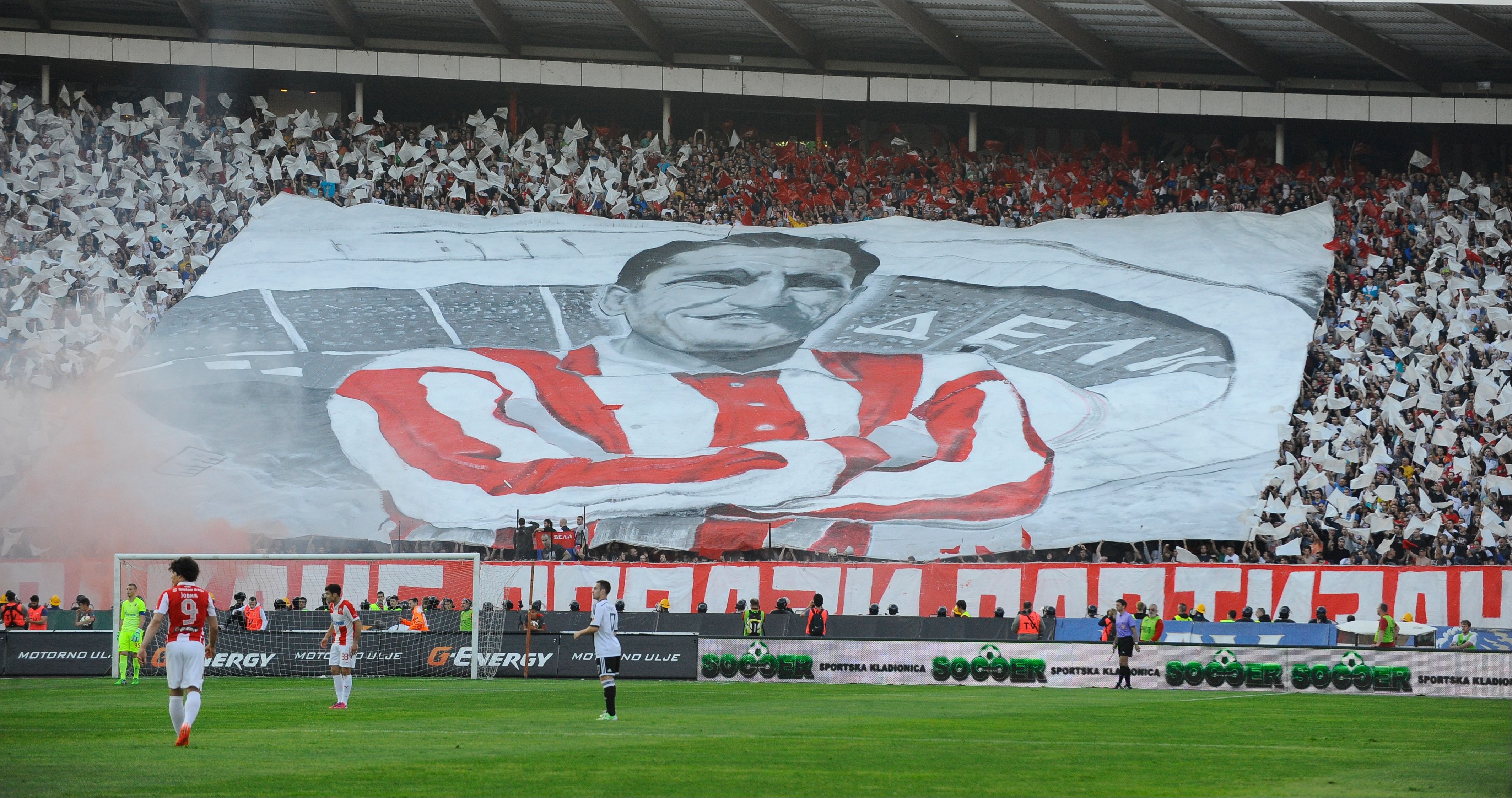Crvena zvezda Fans - VS Partizan - 24.4.2015