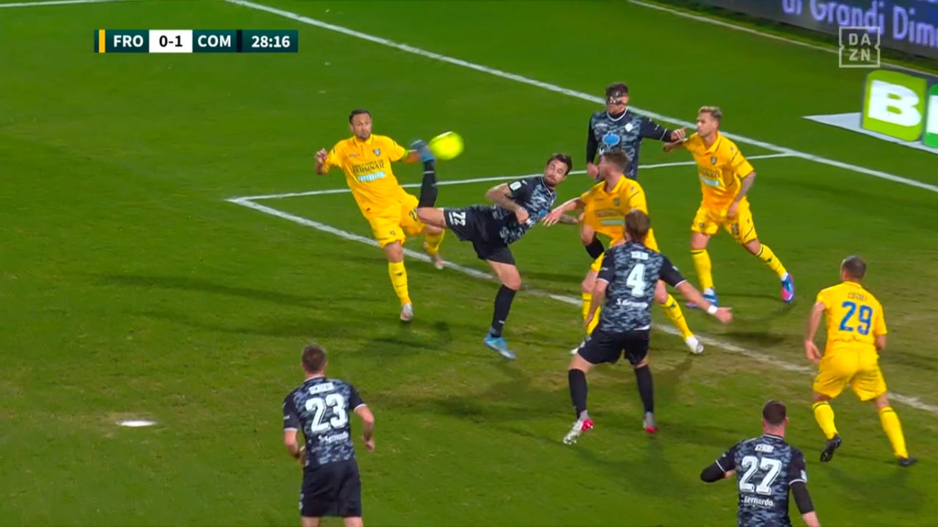 Gliozzi scorpionkick Frosinone Como Serie B