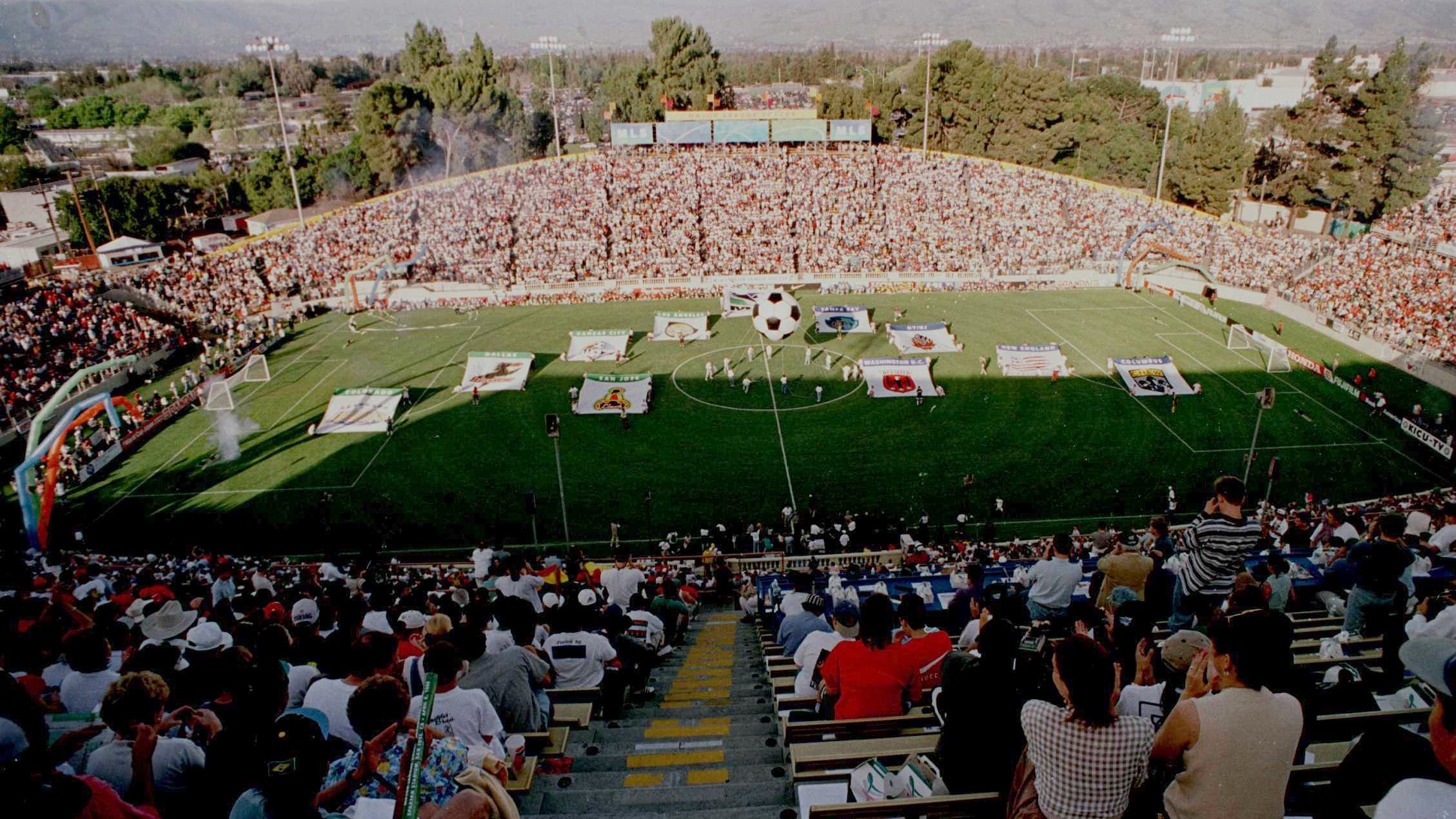 MLS inaugural match 1996 