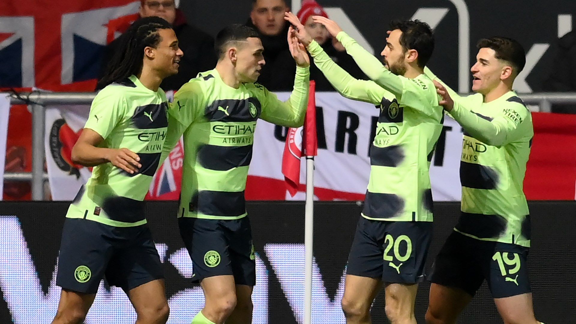 Manchester City celebrate 2022-23