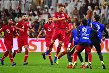 الإمارات - قطر