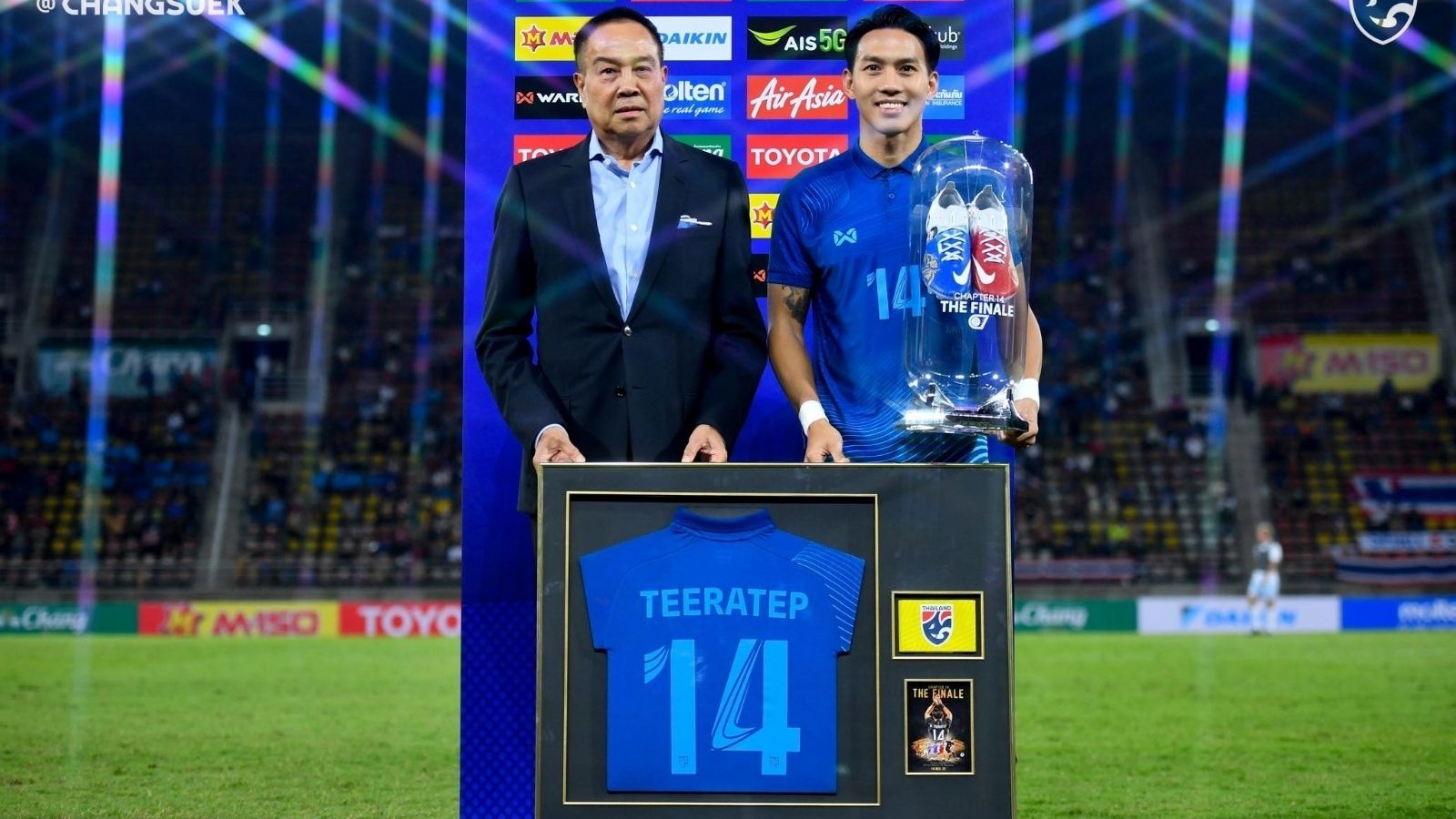 ธีรเทพ วิโนทัย