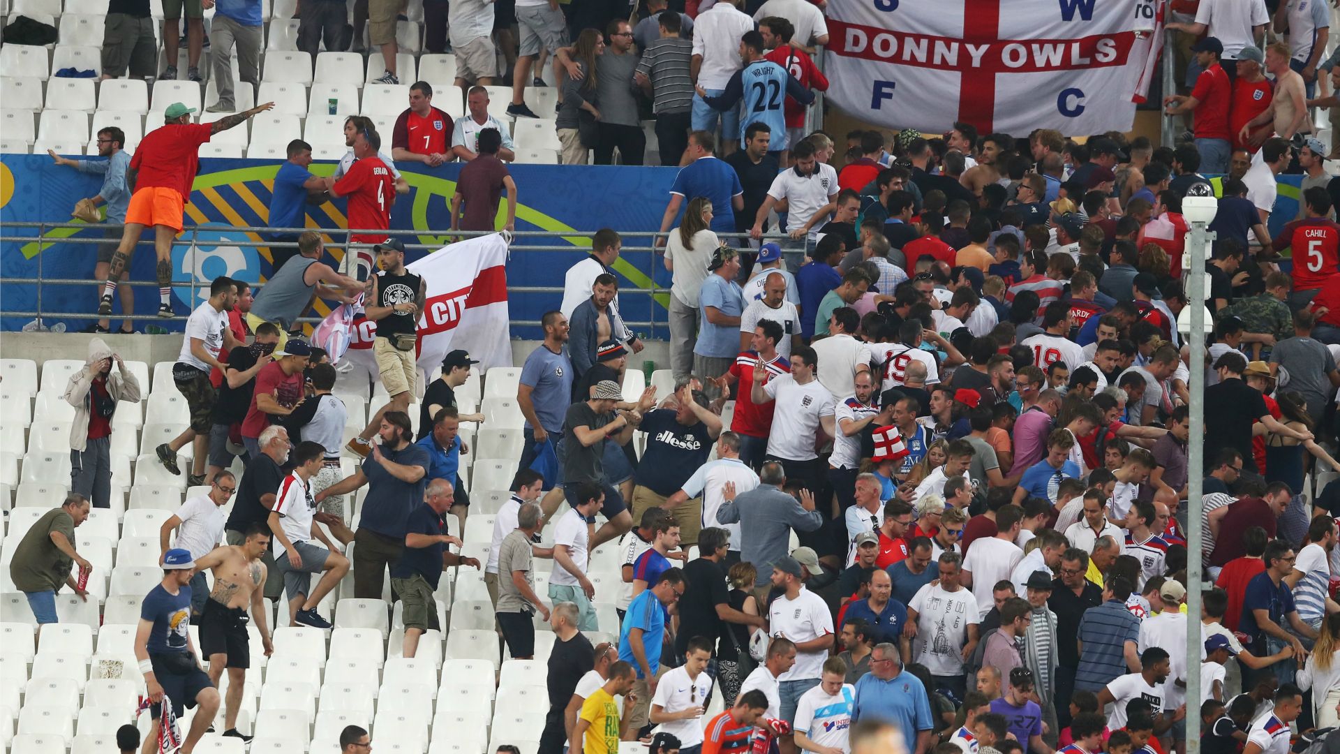 England Russia fans Euro 2016