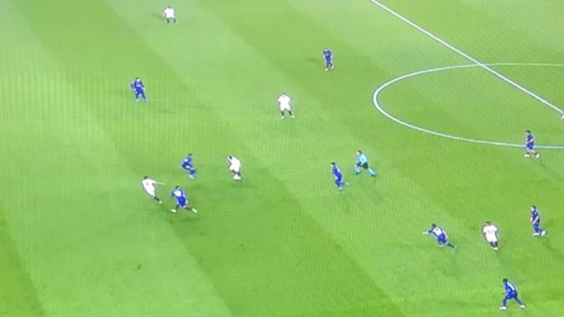 Chicharito fuera de juego