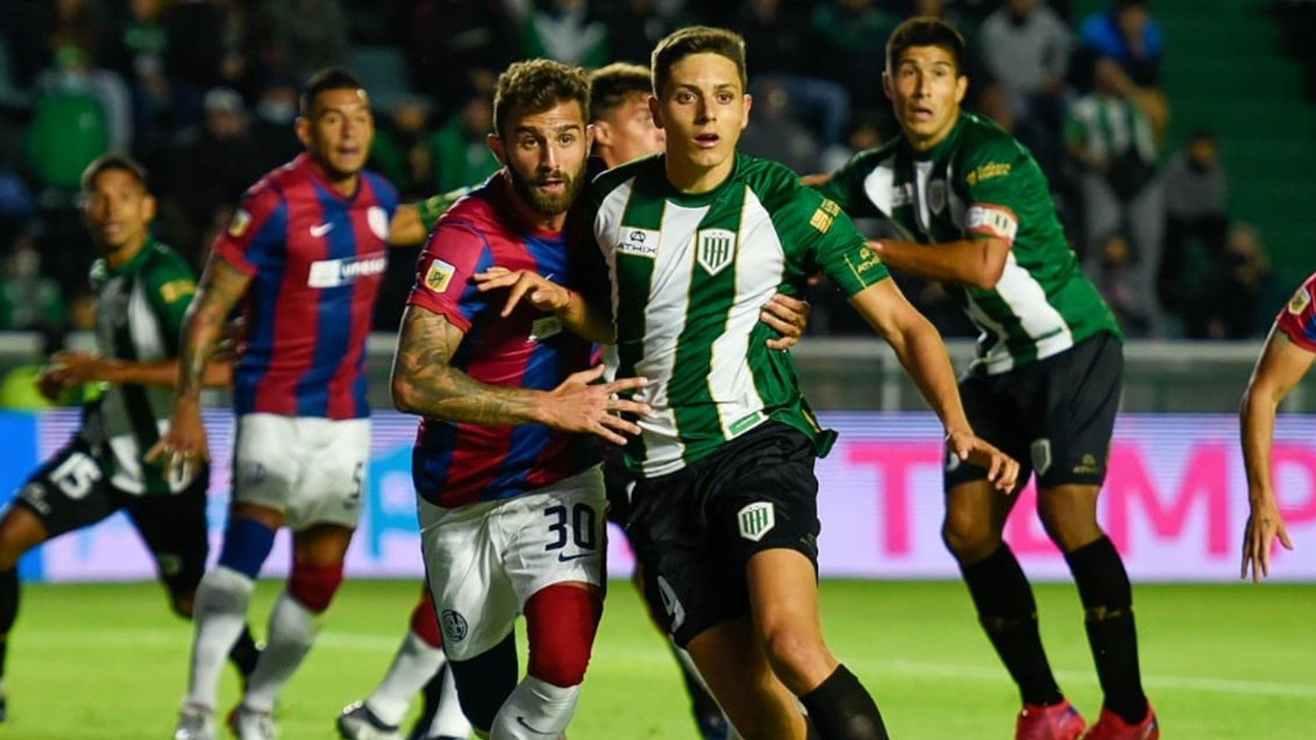 Gino Peruzzi Juan Cruz Banfield San Lorenzo Copa Liga Profesional 1102202