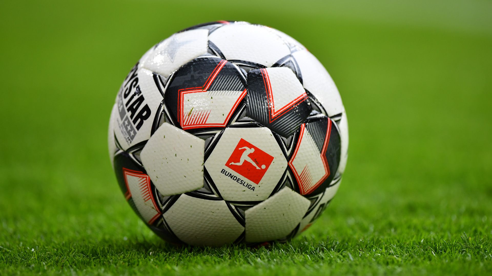 Bundesliga 2018/19 Ball