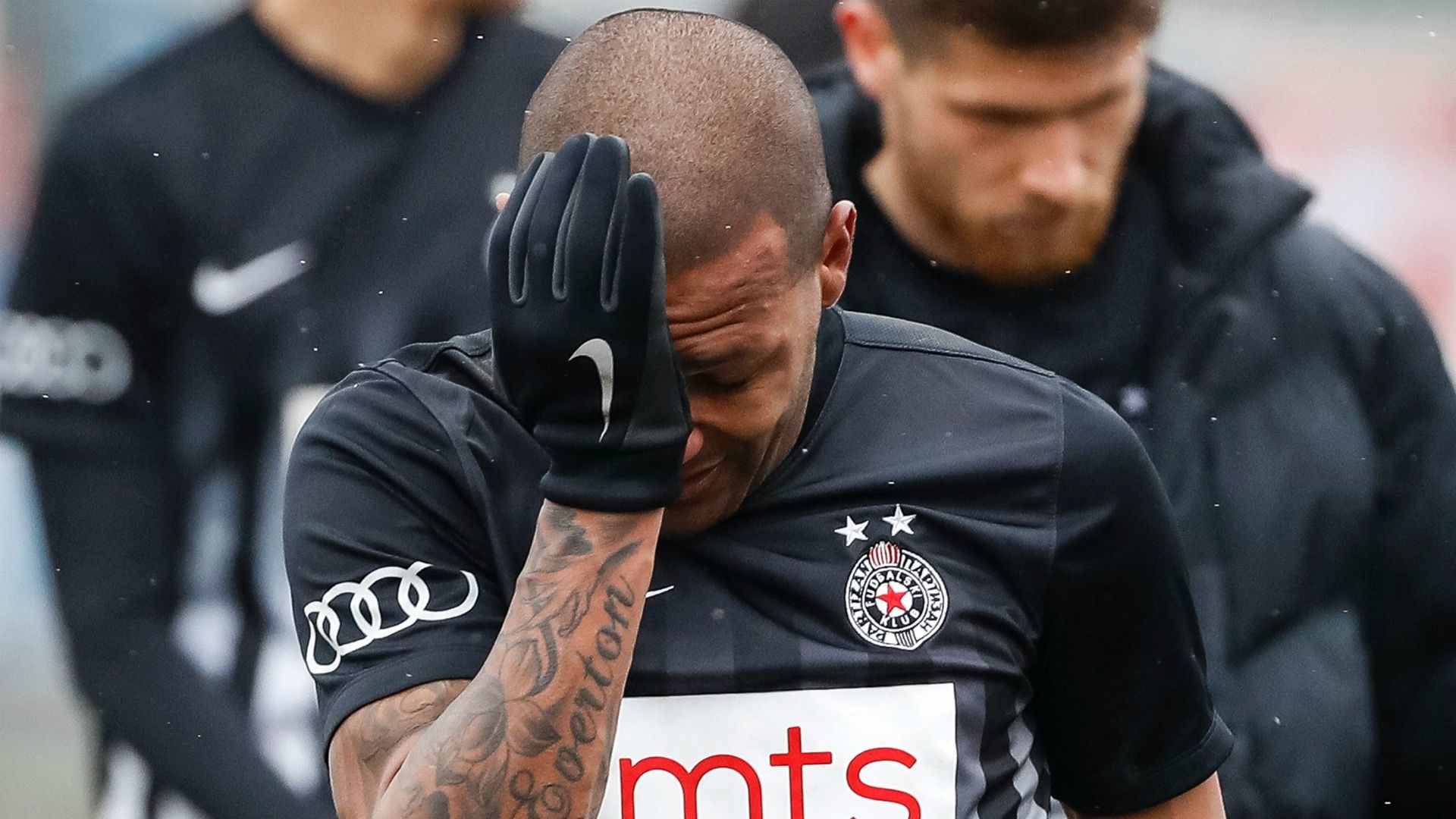 Everton Luiz Partizan Belgrado