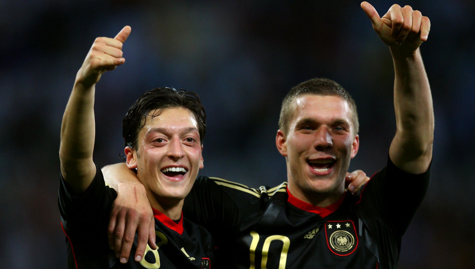 2018-07-24-ozil-podolski