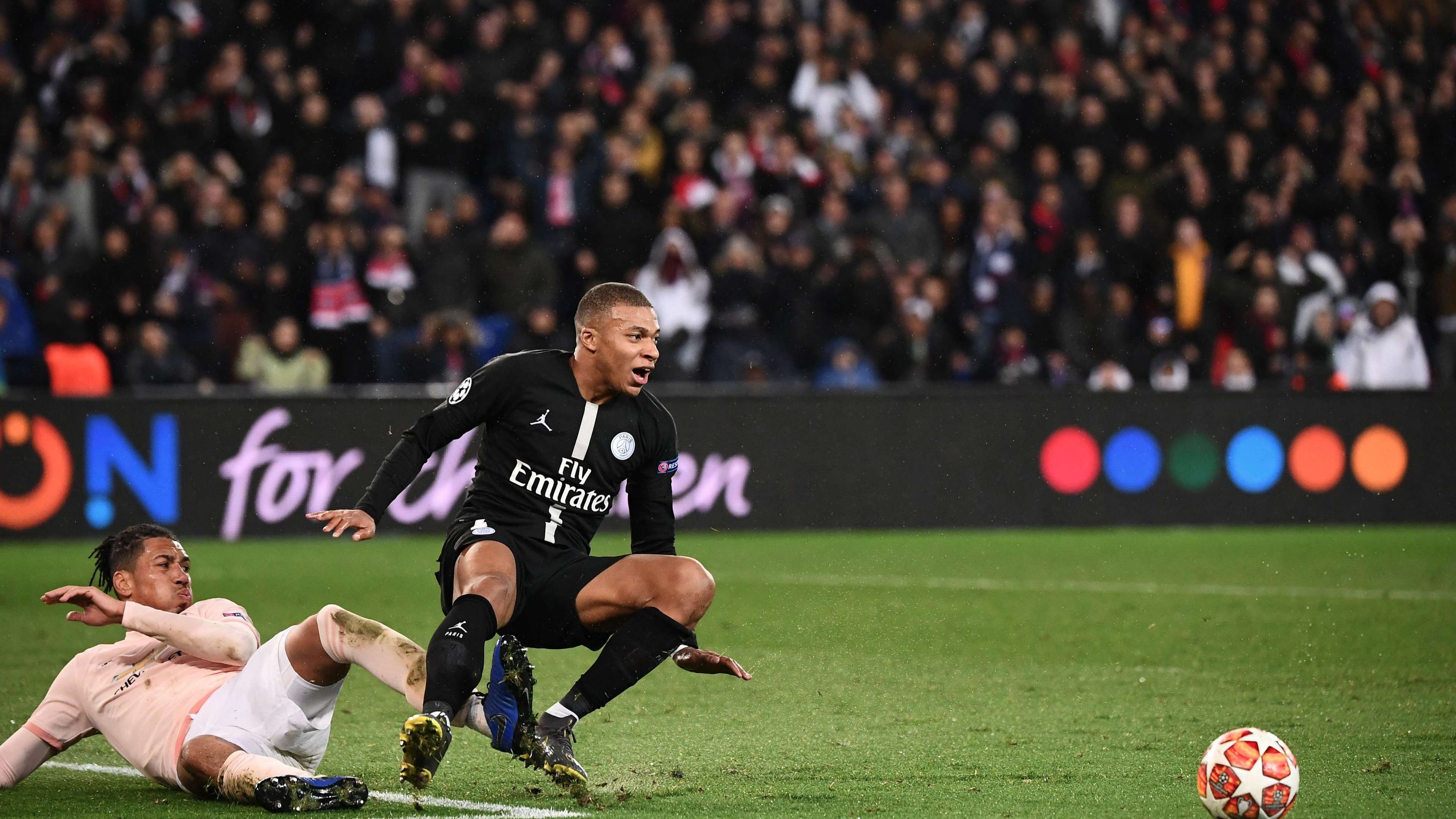 Mbappe Smalling