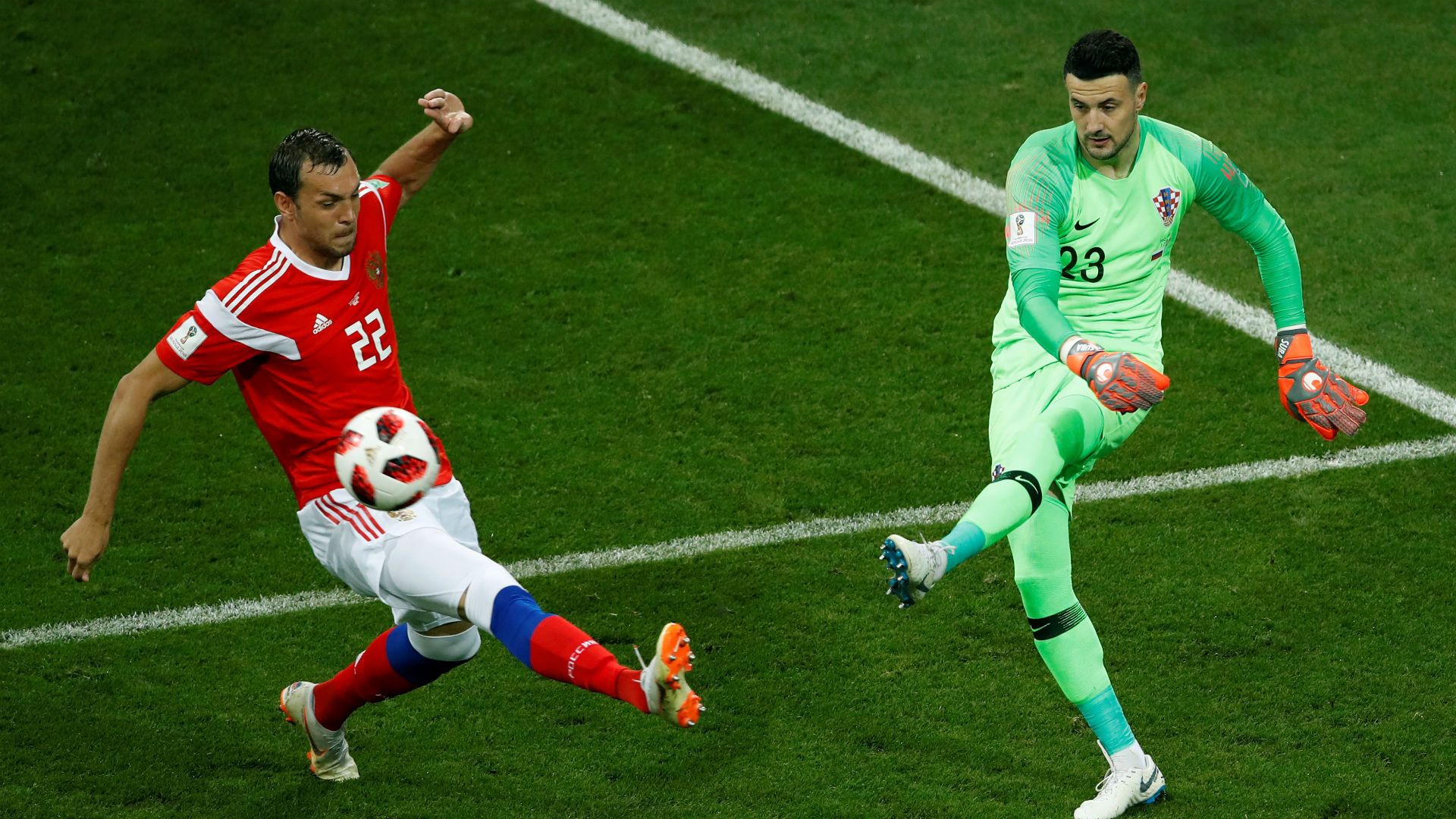 russia croatia - danijel subasic artem dzyuba - world cup - 07072018